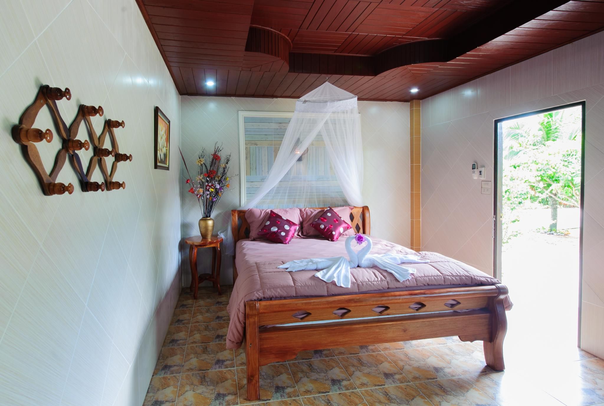 Suvimon Resort Deluxe King Non-Smoking