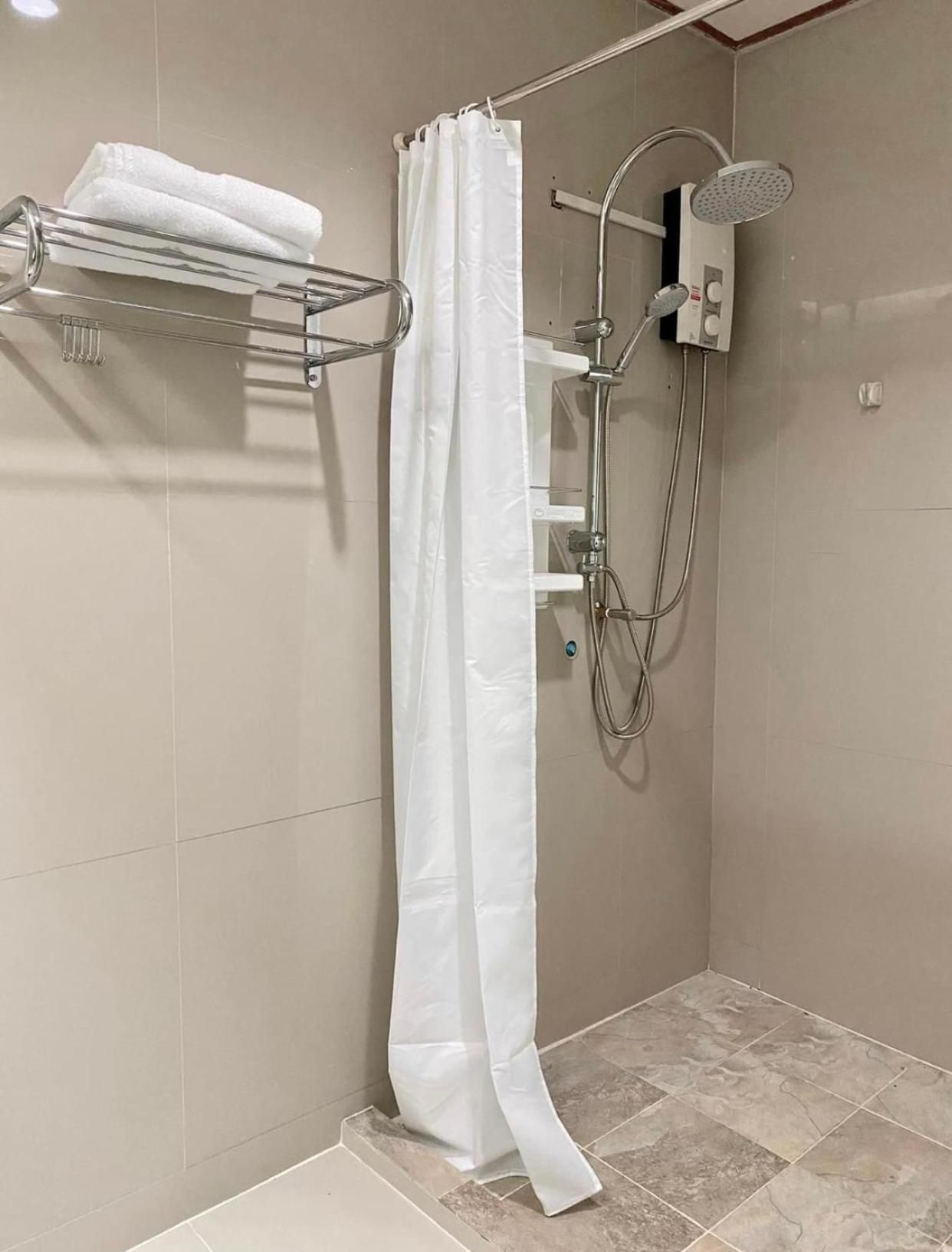 Staytoon สเตย์ทูนรีสอร์ท Superior King Room 2