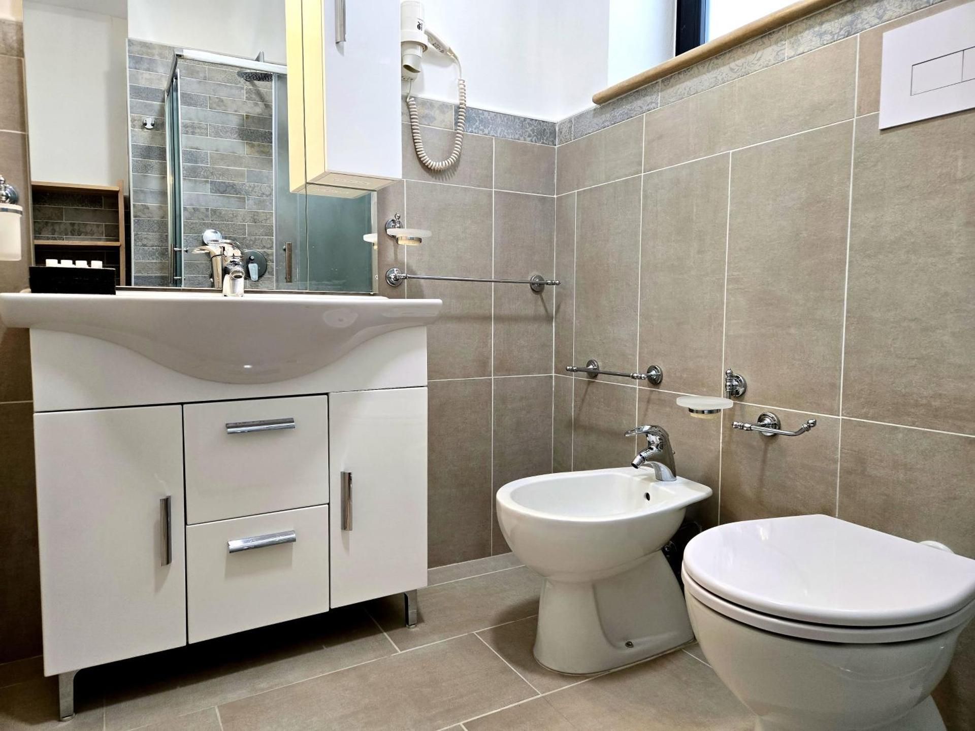Triple Room with Private Bathroom