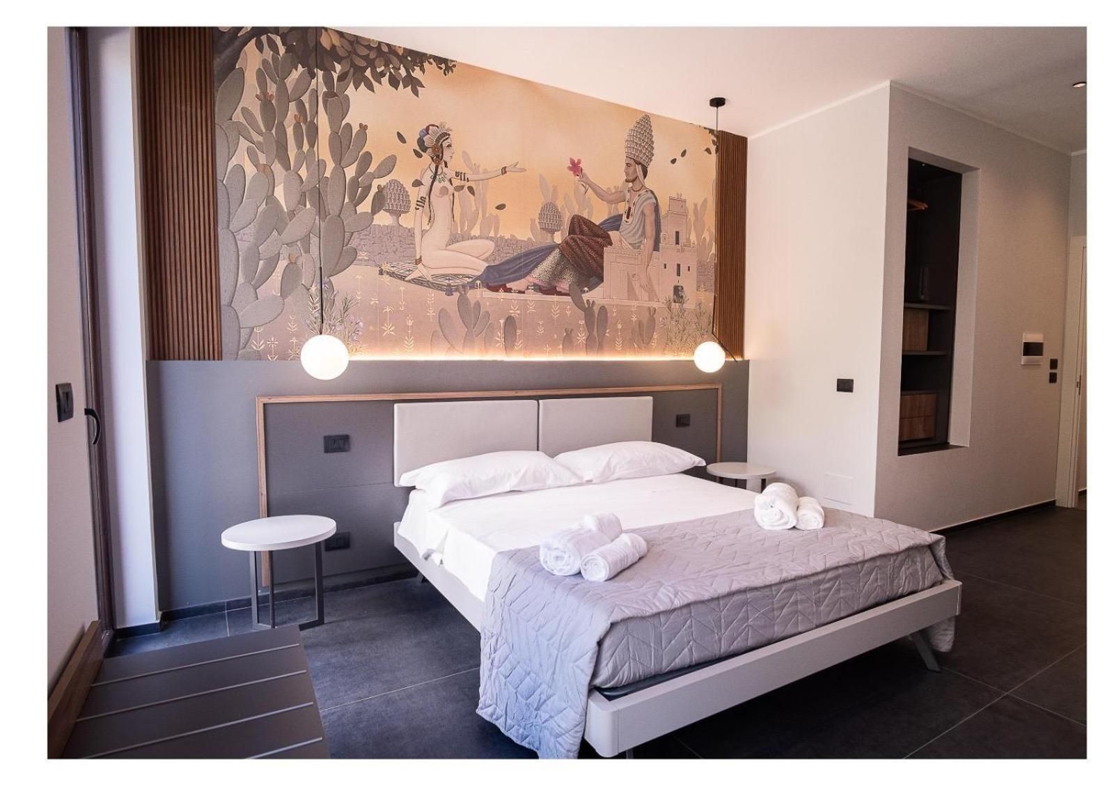 King Room with Spa Bath