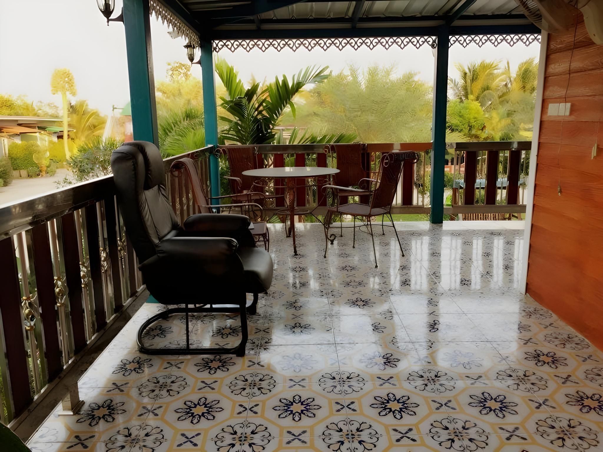 Double or Twin Room With Terrace