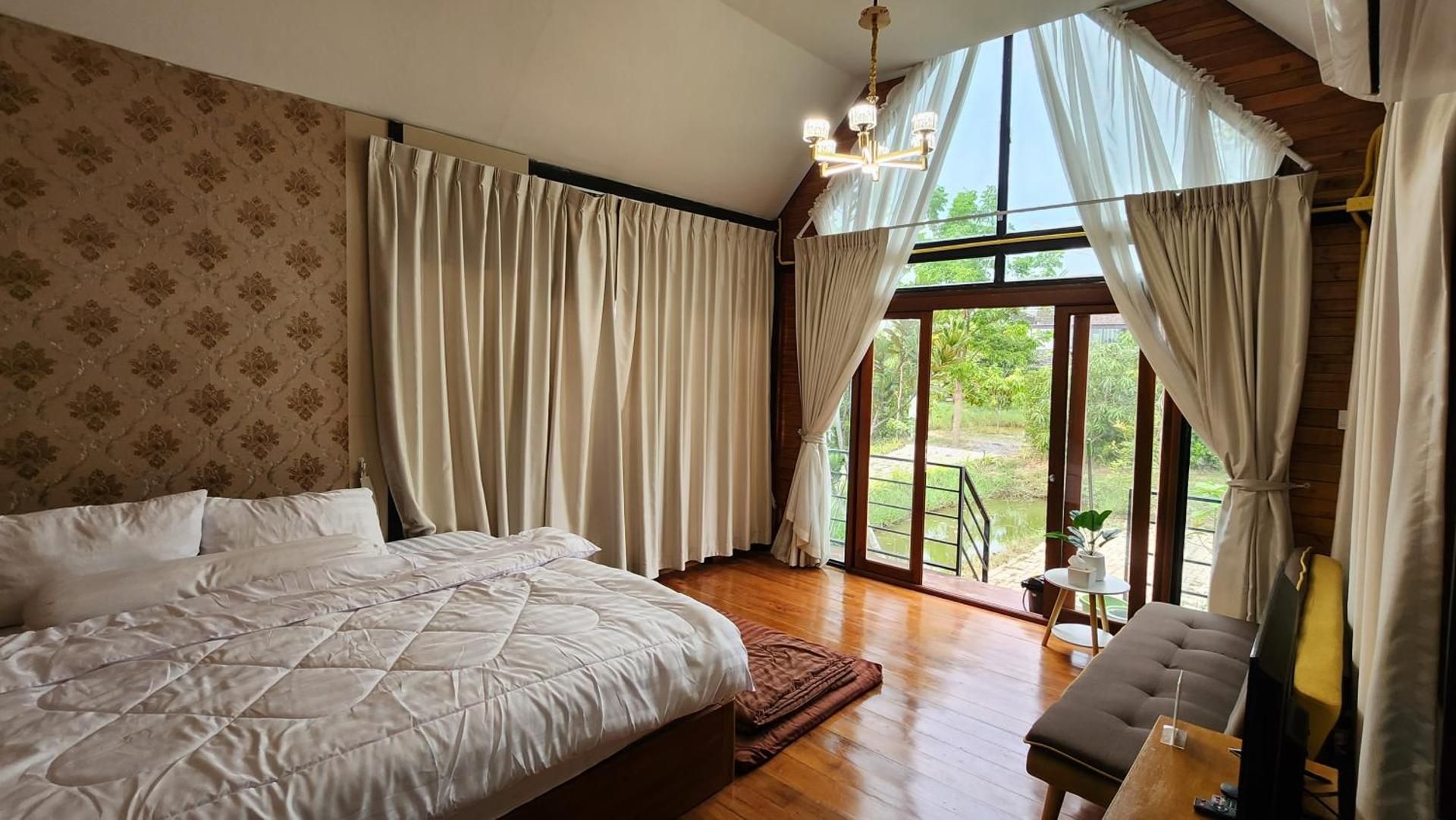 One-Bedroom Villa