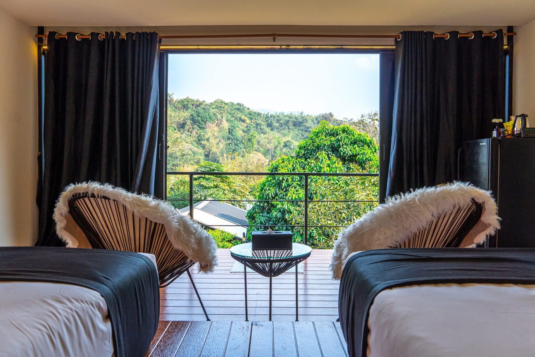 Green Love Garden Resort Creek View Villa