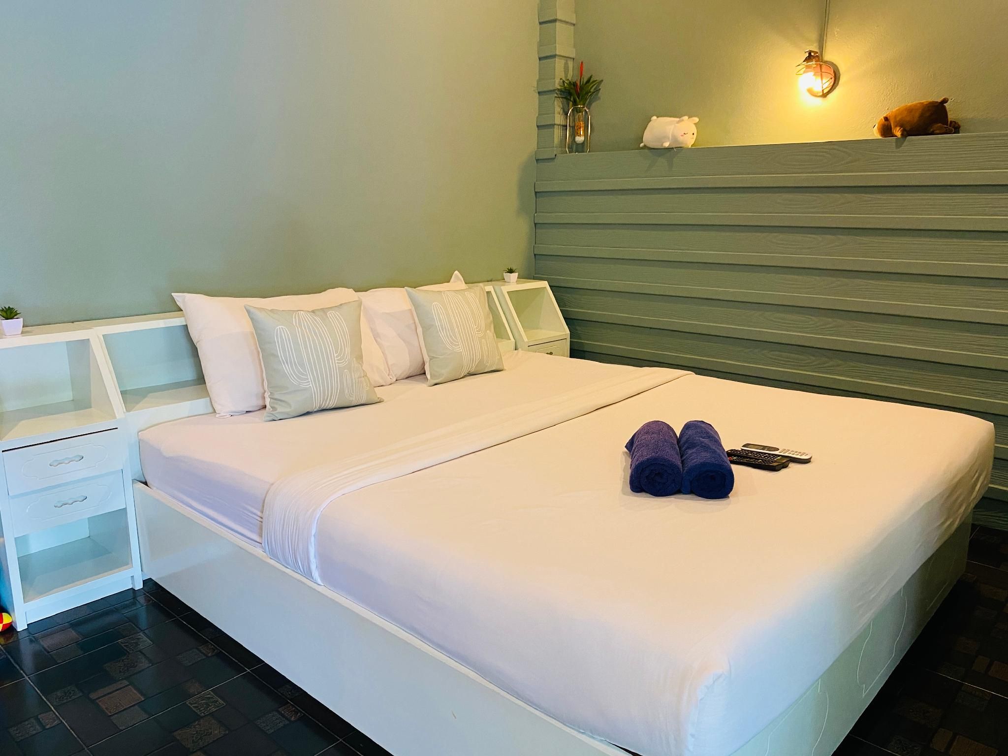 Standard with 1 Double Bed