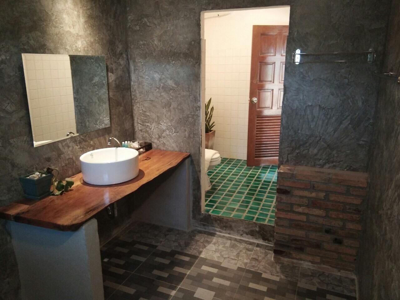 Single Bedroom - with 1 Super Single Bed
