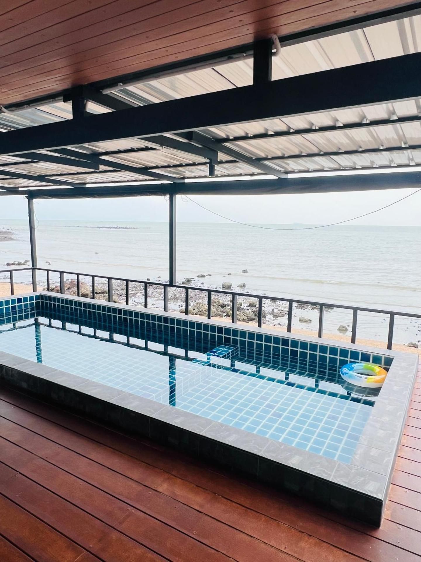 อาวารินวิลล่า Awarin villa