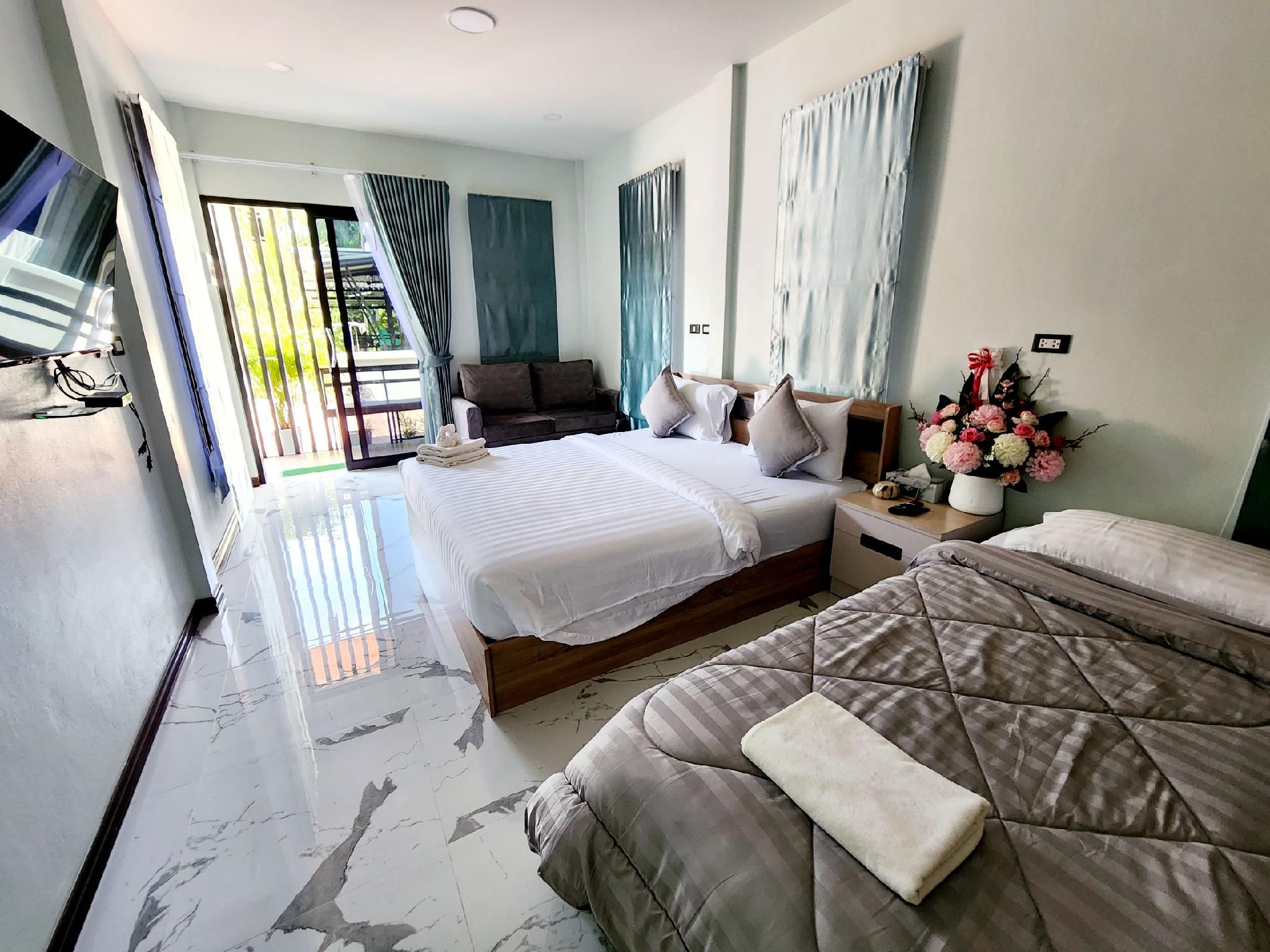 NMN Resort (Autumn PKG) Standard Twin