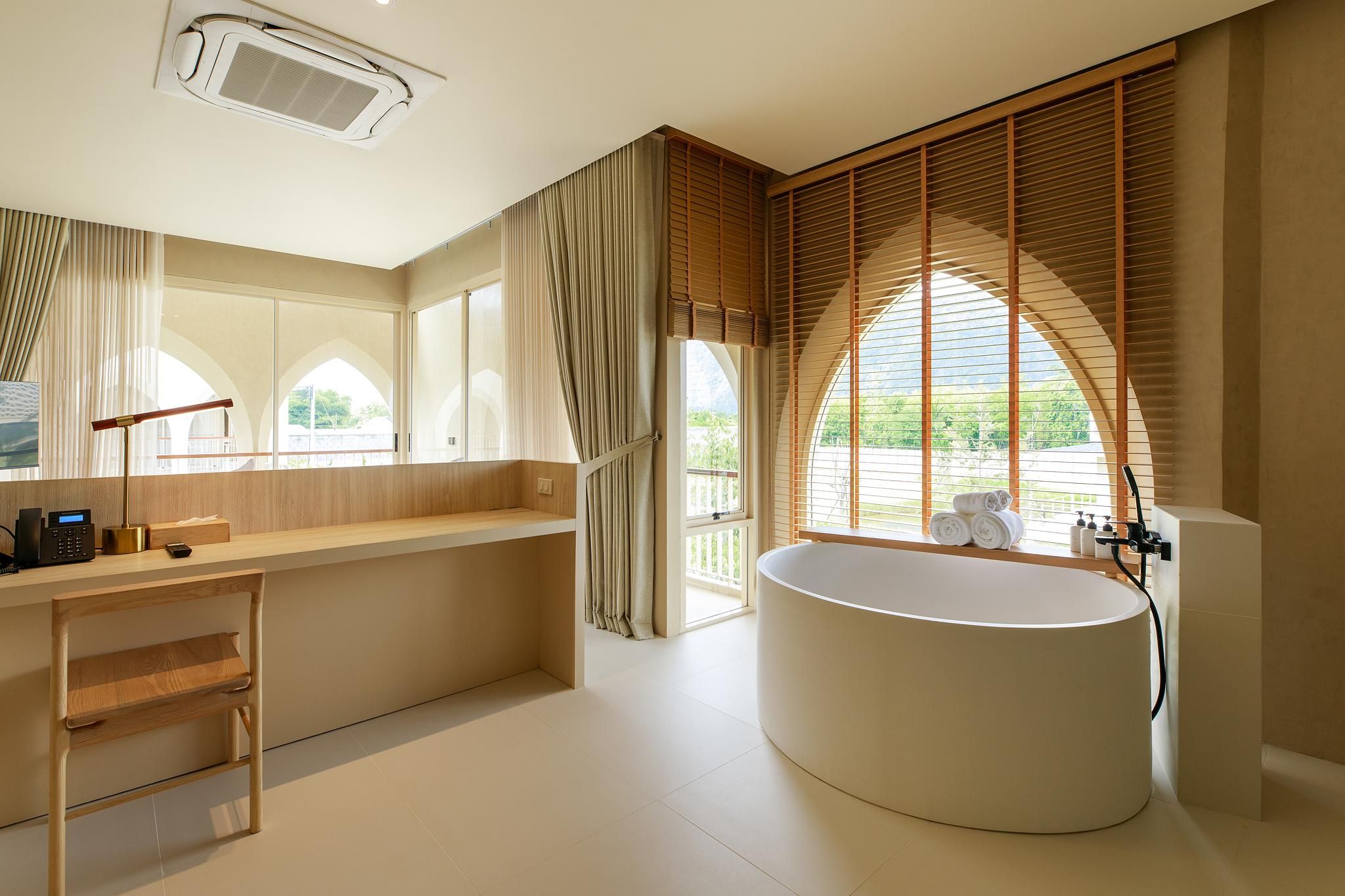 Suite 1 King Bed