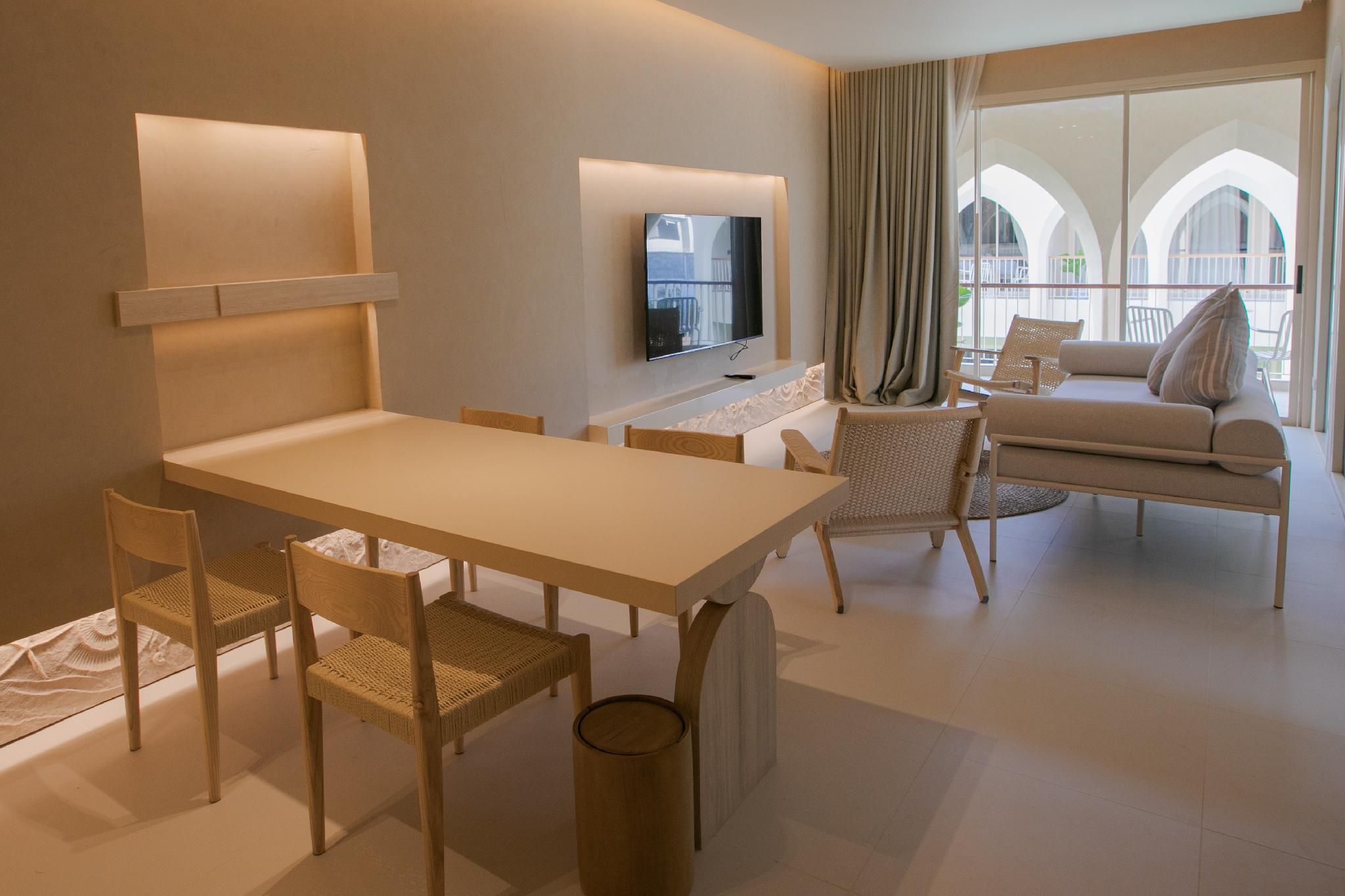 Suite 1 King Bed