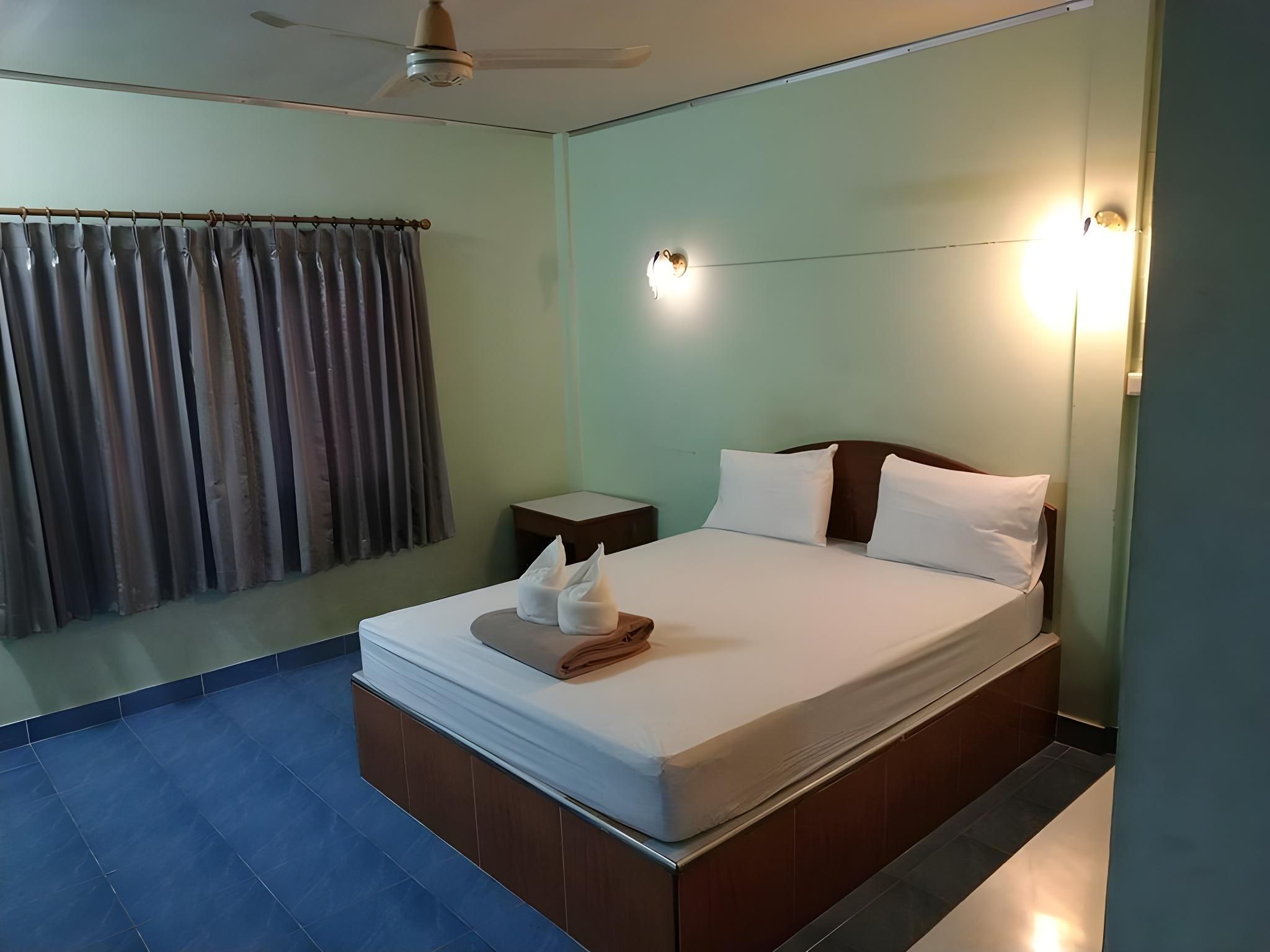 Metro Palace Satun Standard Rooms 2