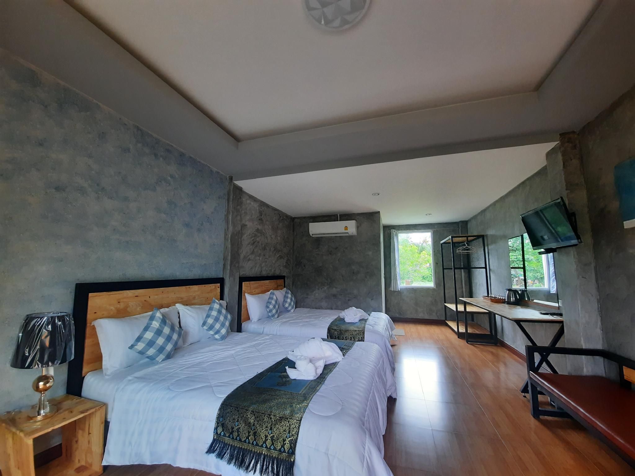 Sea Side Home Resort Family Room - 3 People