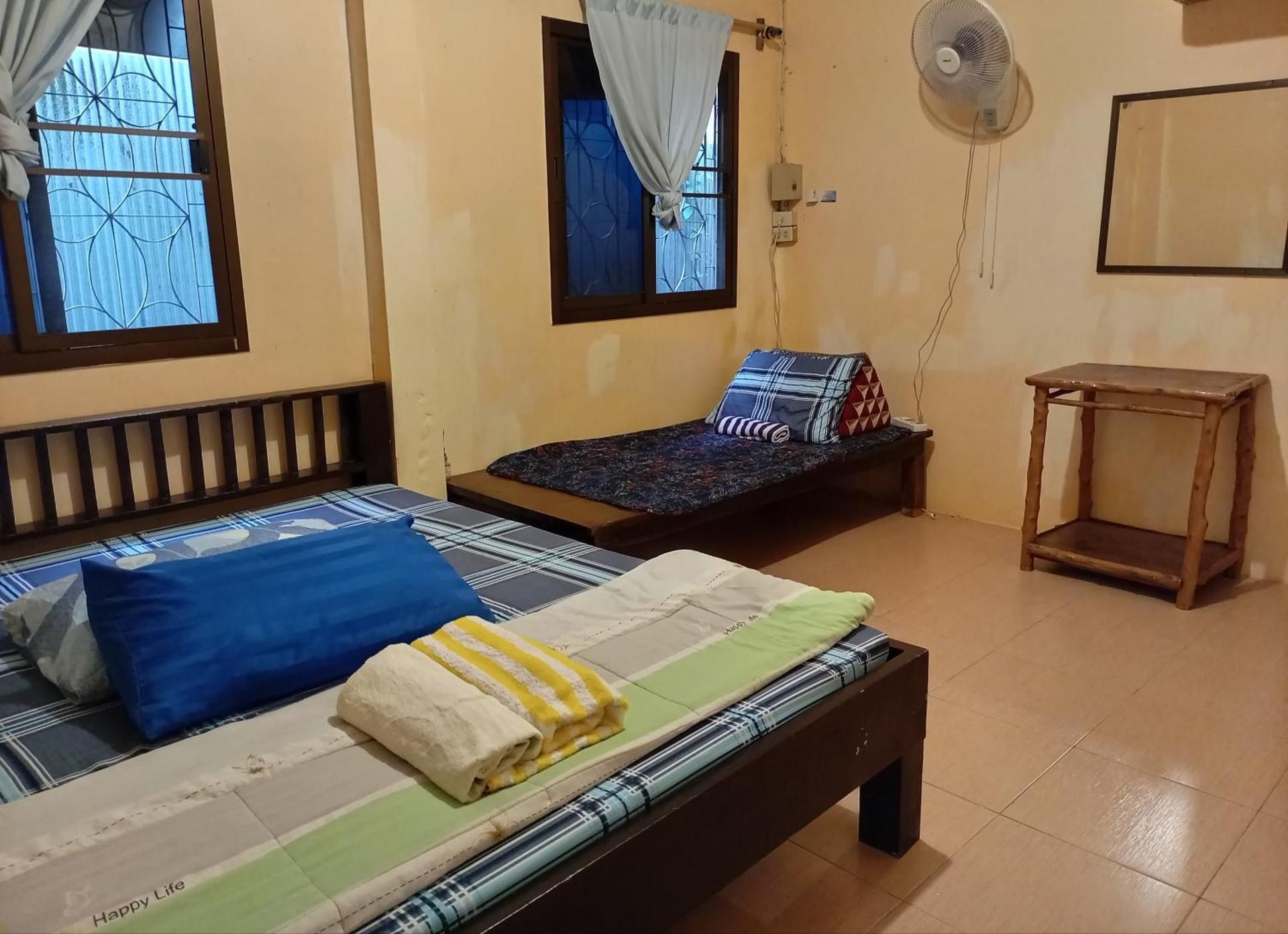 NP guesthouse One-Bedroom House