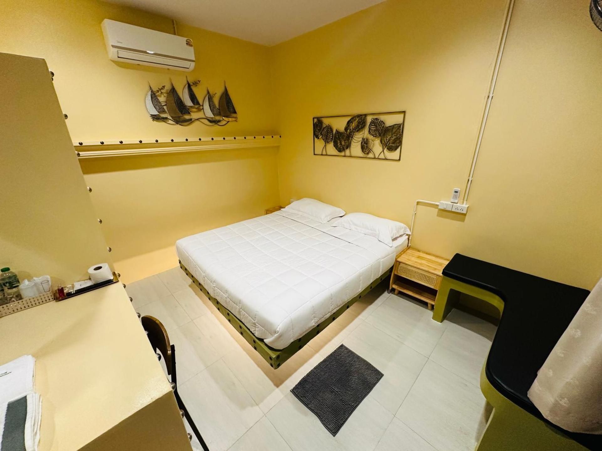 Double Room with Private Bathroom