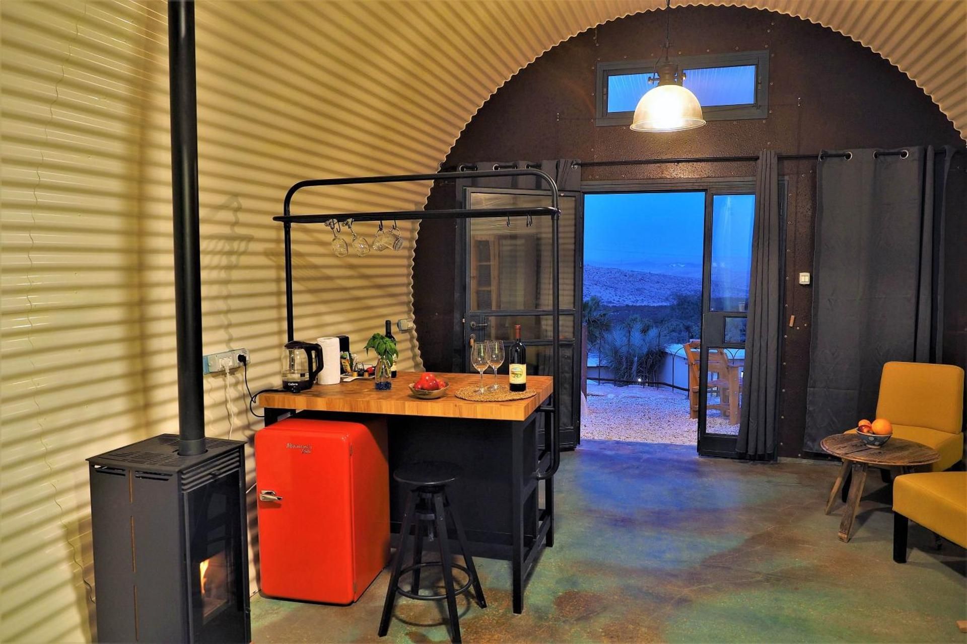 Studio with Mountain View