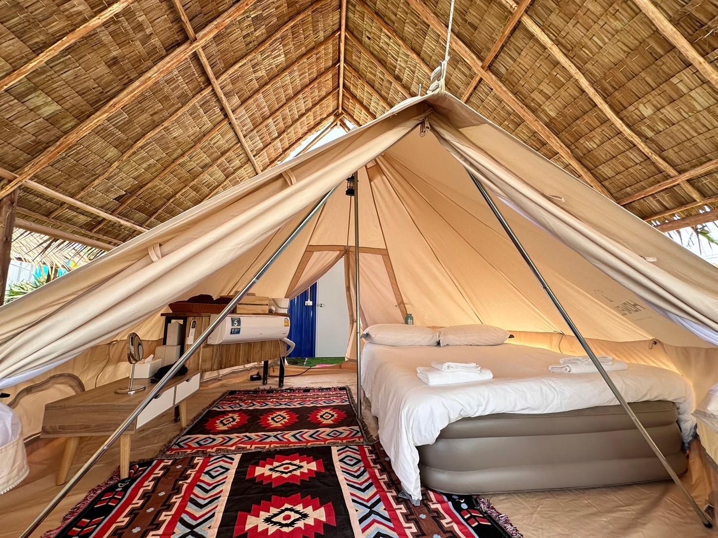 The Hi Ocean Sea View Tent 2