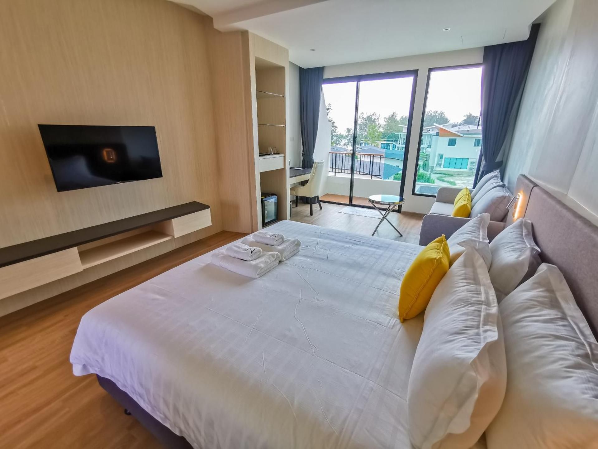 De VeraNiO Resort Double or Twin Room with Partial Sea View