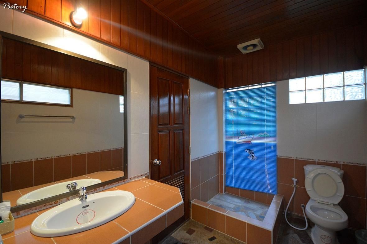 Golden Cliff Beach Resort Bungalow 2