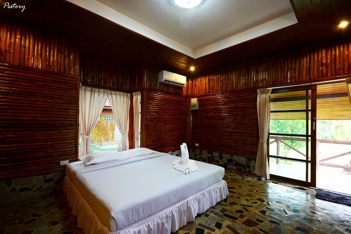 Golden Cliff Beach Resort Bungalow