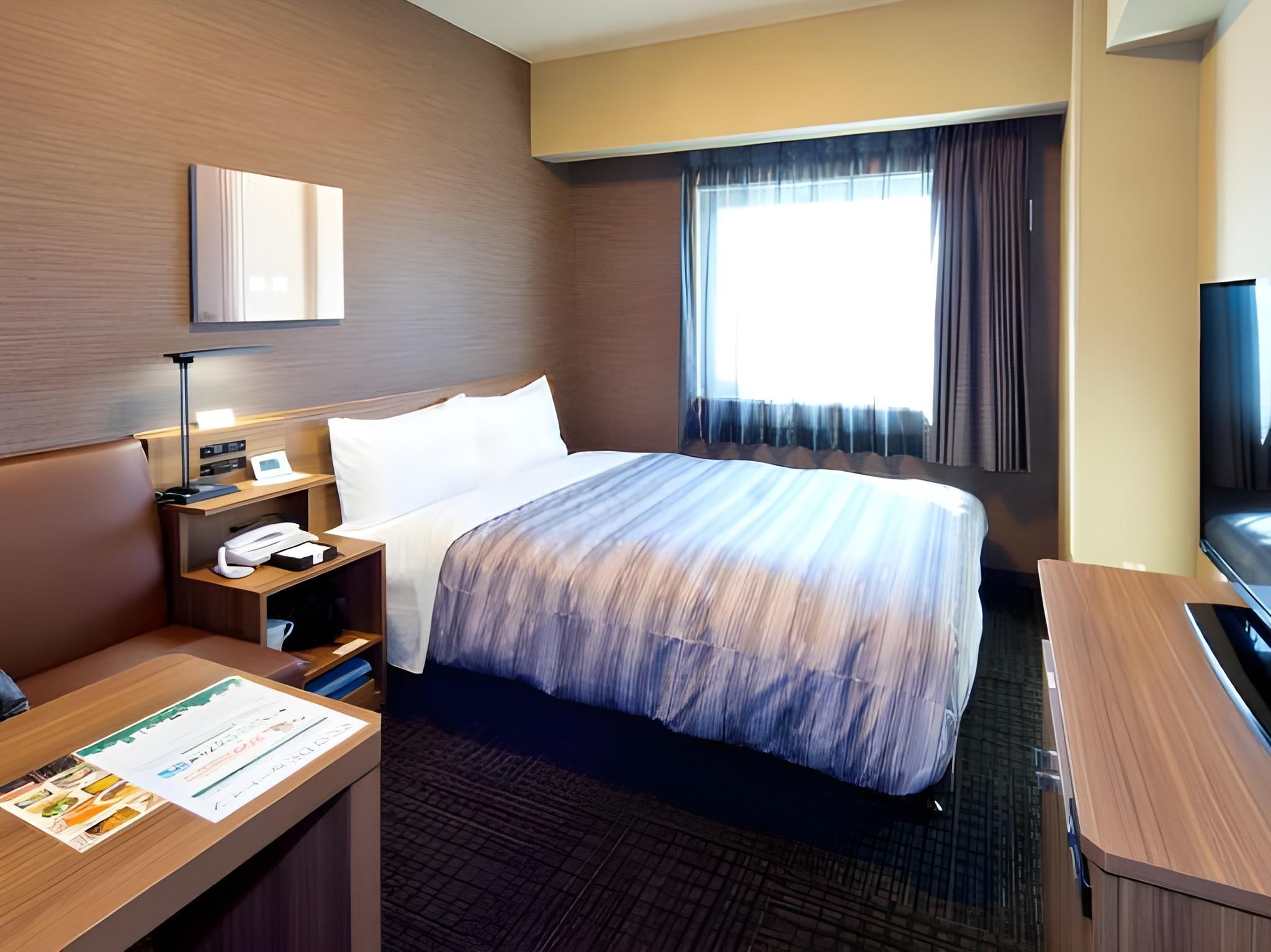 Semi Double Room - Smoking