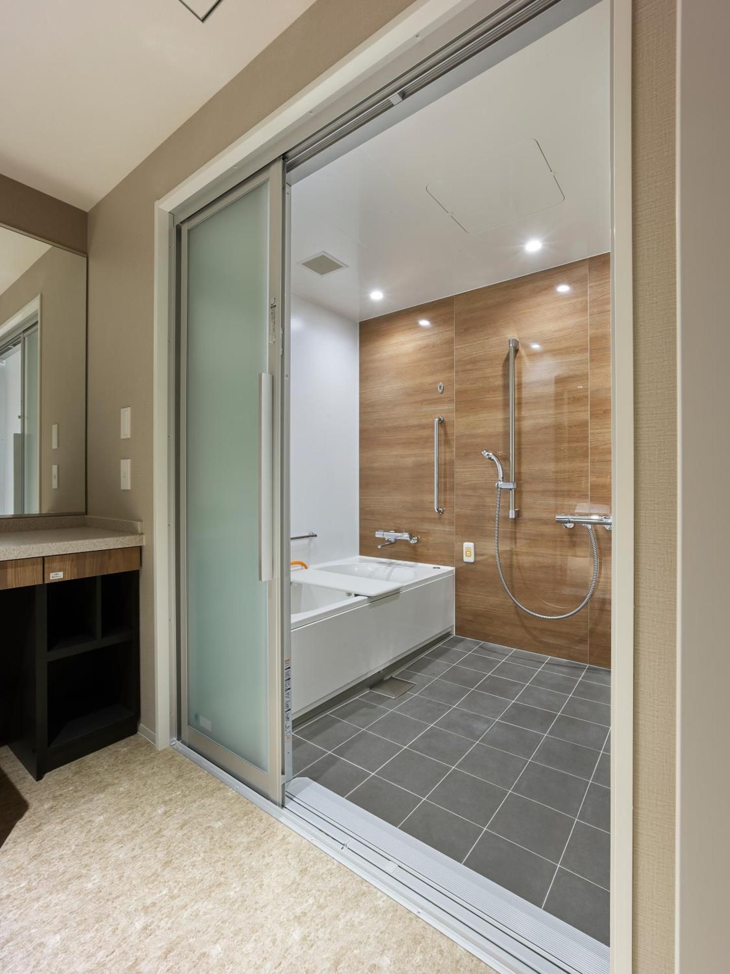 Accessible Deluxe Twin Room