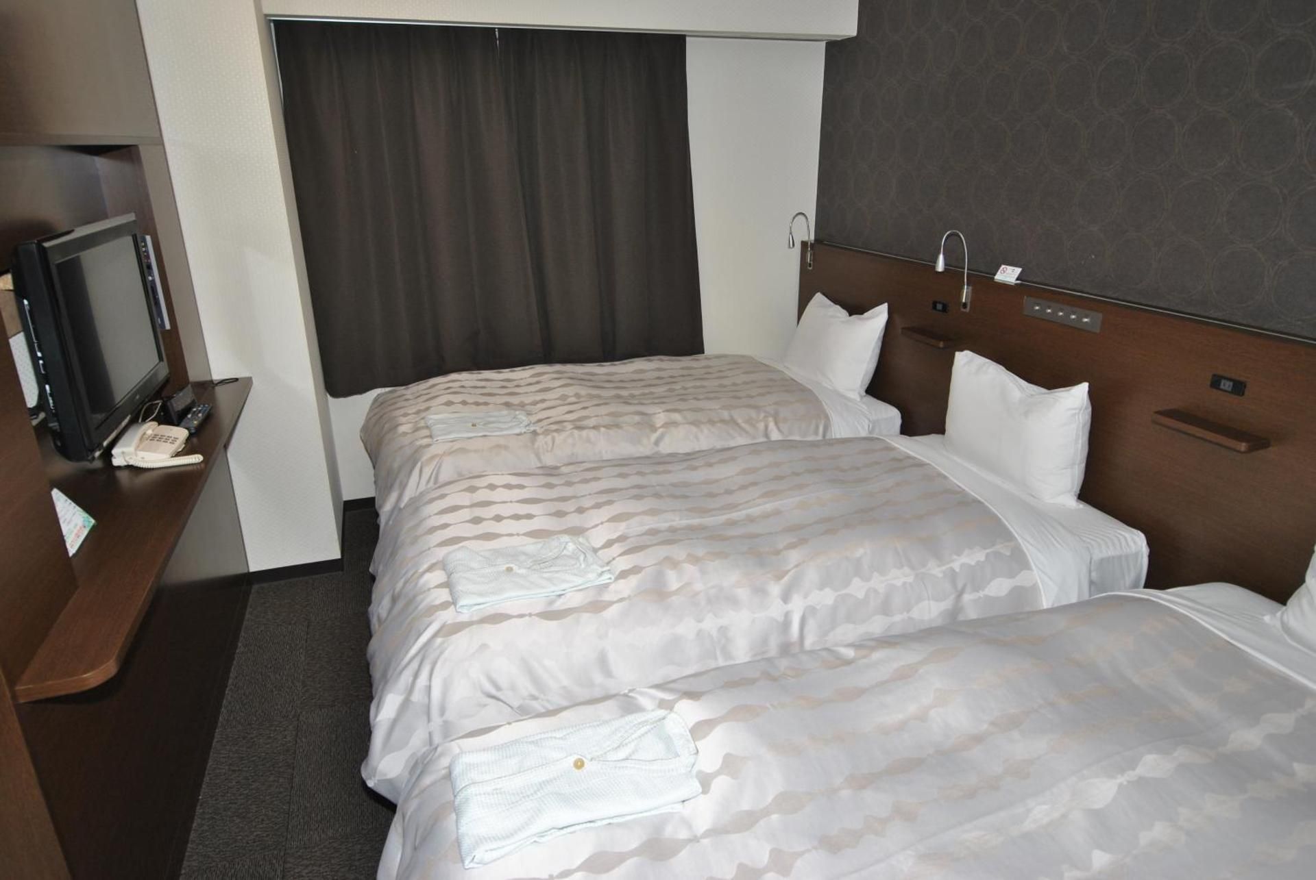 Triple Room - Non-Smoking