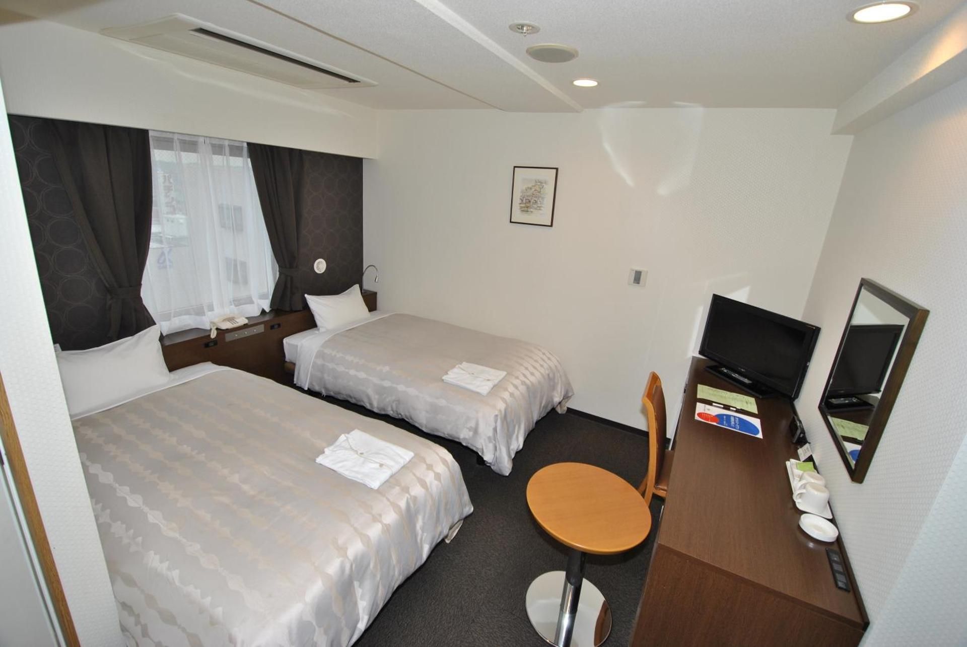 Twin Room - Non-Smoking