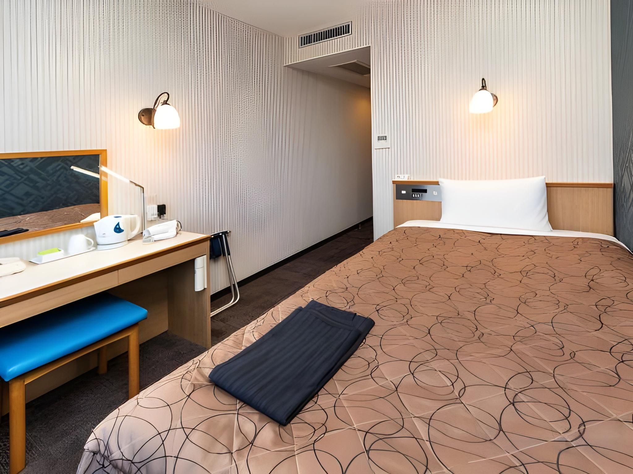 Standard Single Room - Smoking