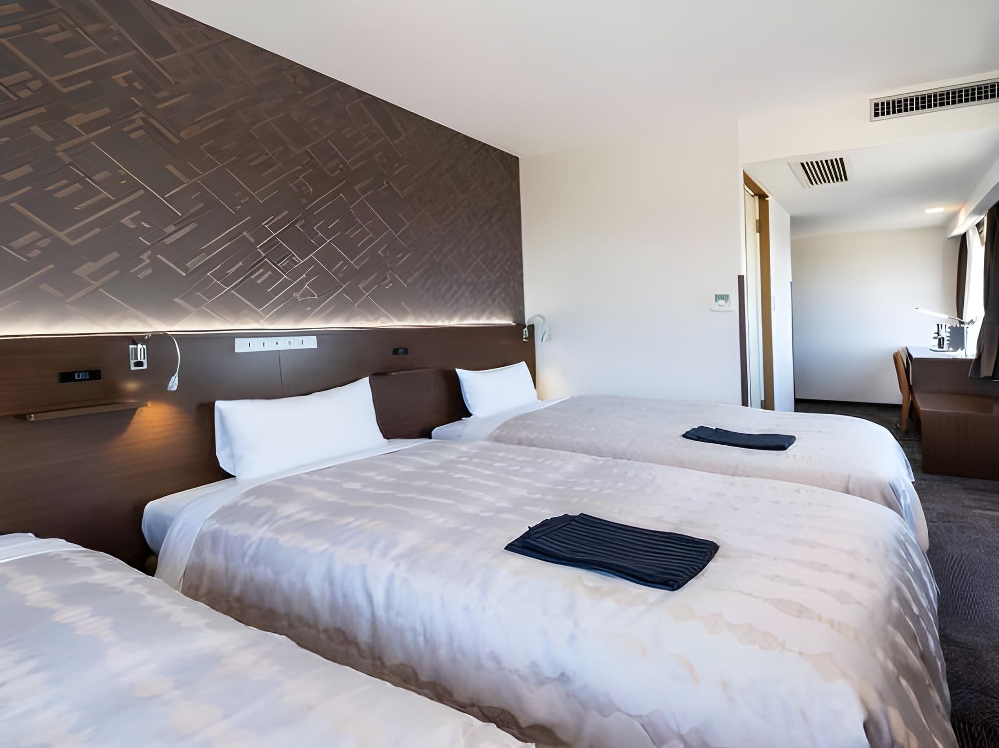 Triple Room - Non-Smoking