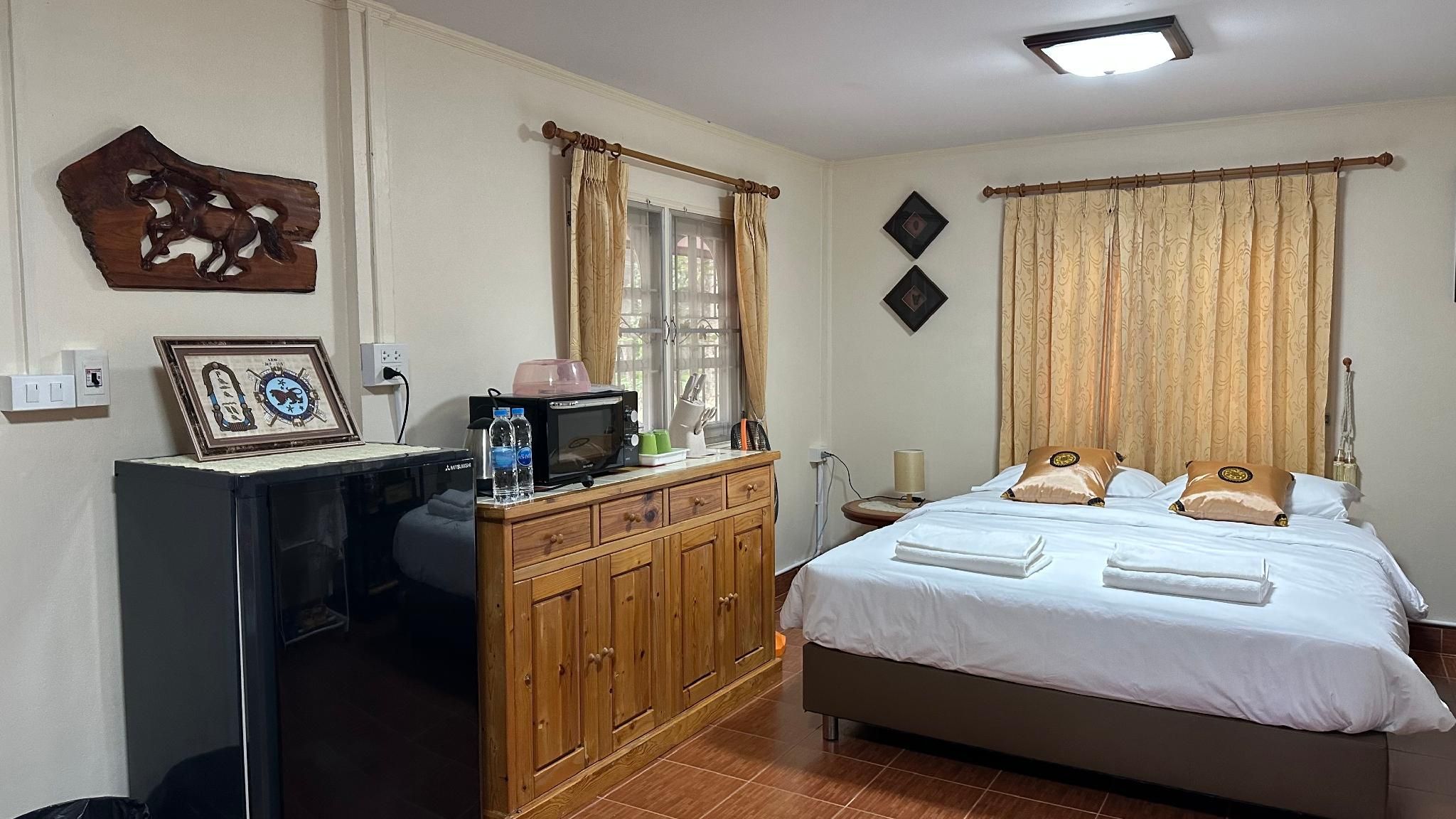 Narai - Homestay in Thapthan Queen Room 2