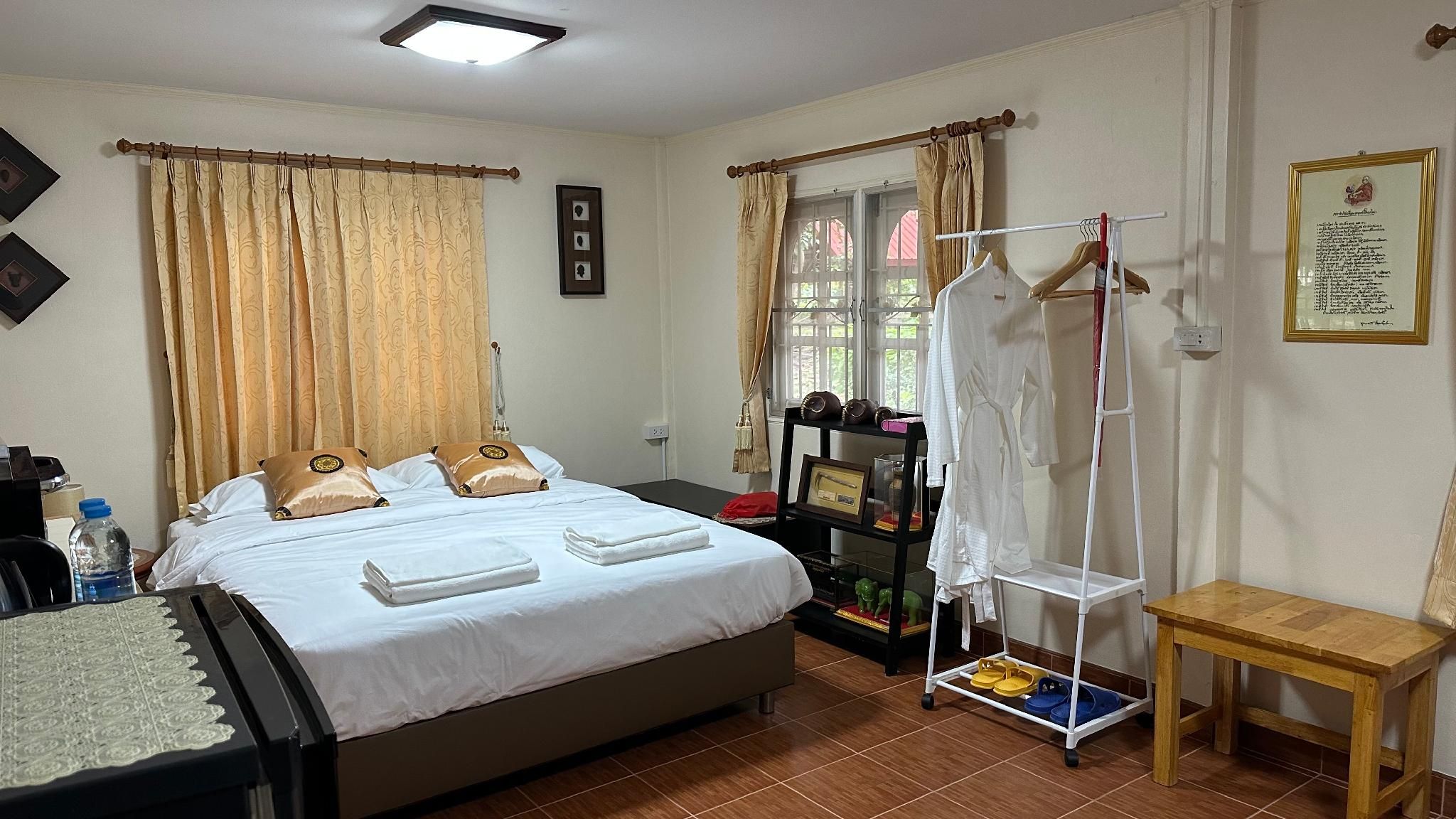 Narai - Homestay in Thapthan Queen Room