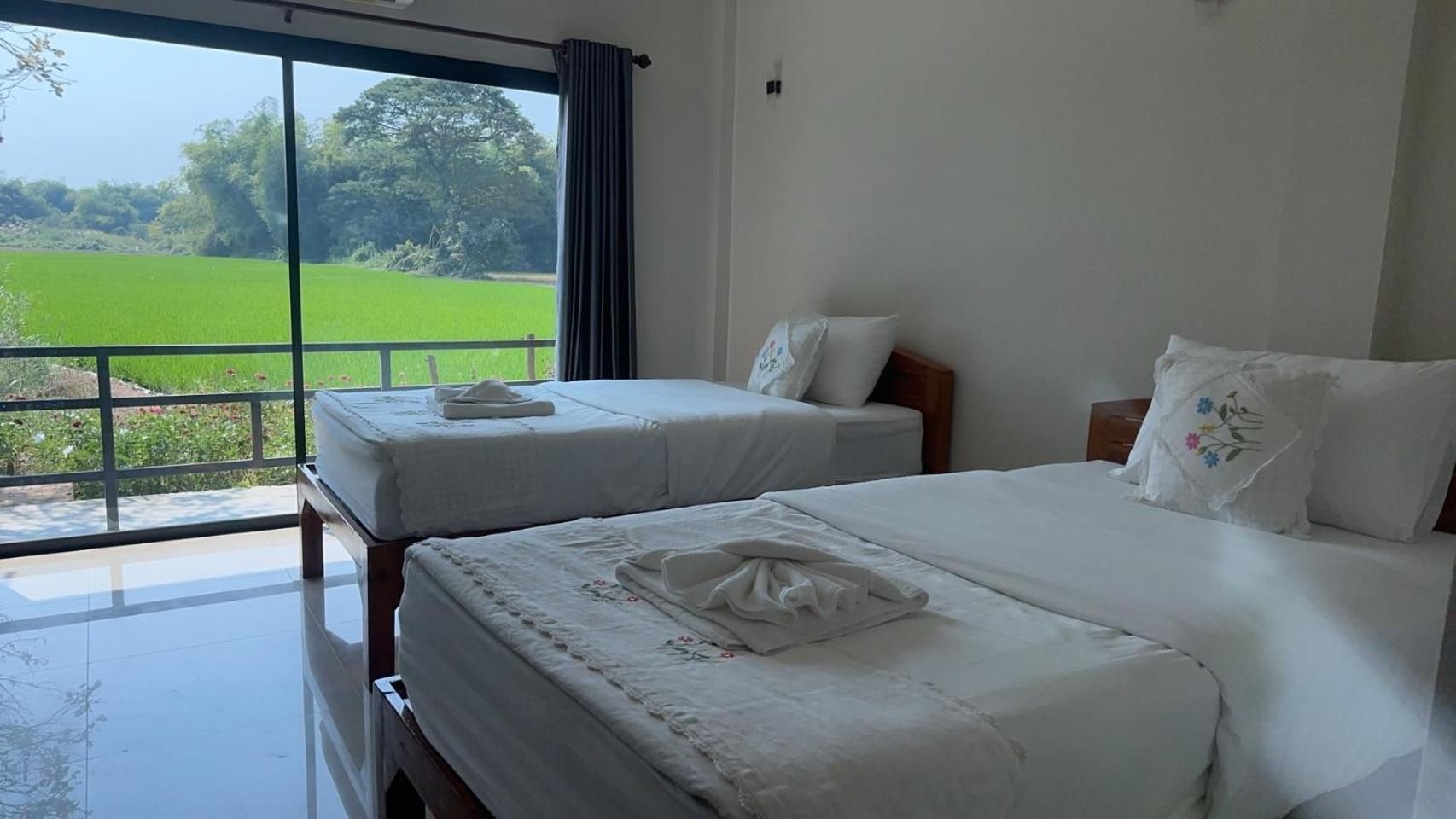 Ban Suweena Deluxe Twin Room