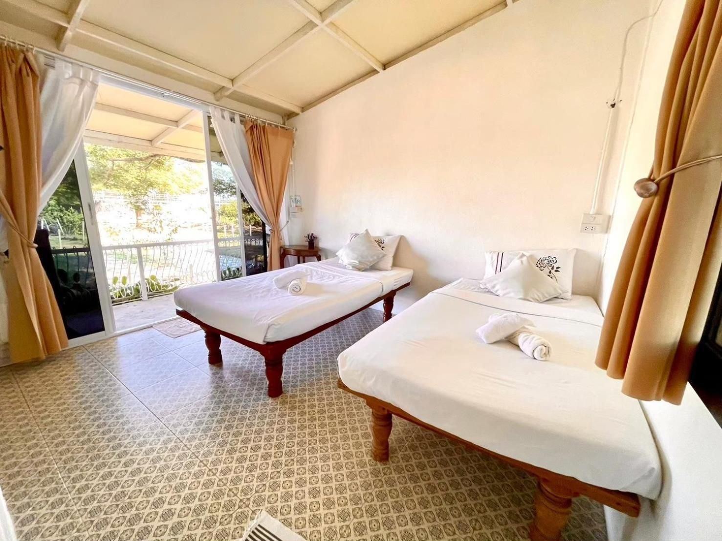 Twin Room with View