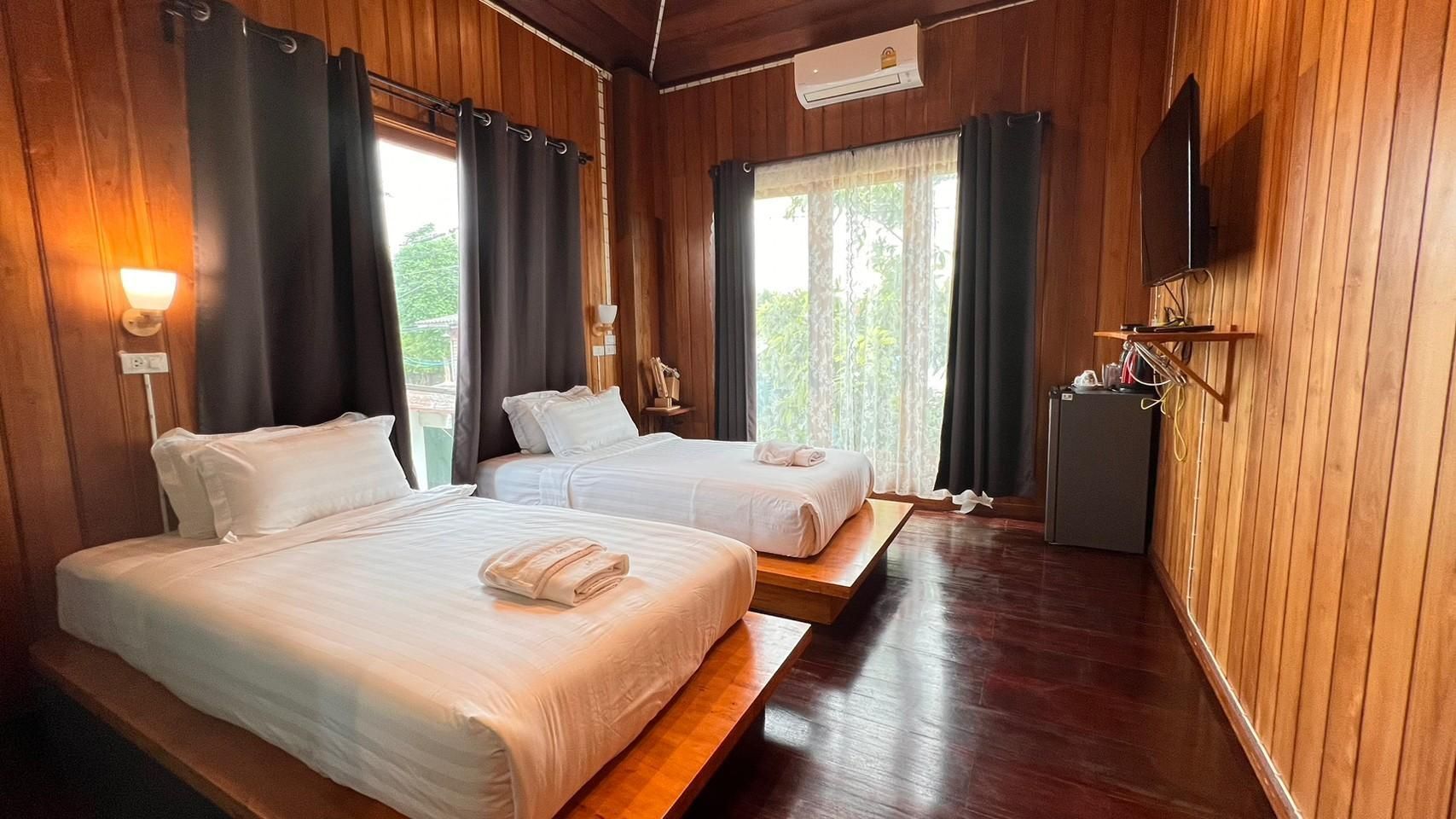 Twin Bed Room With Air conditioning