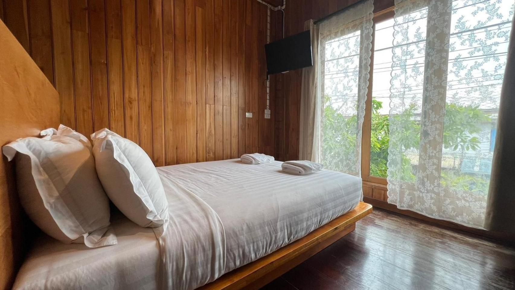 Srisanor Boutique Hotel Deluxe Room