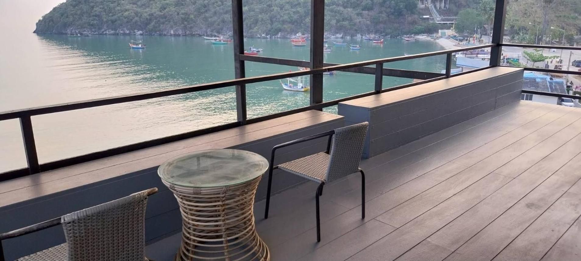 Studio with Sea View
