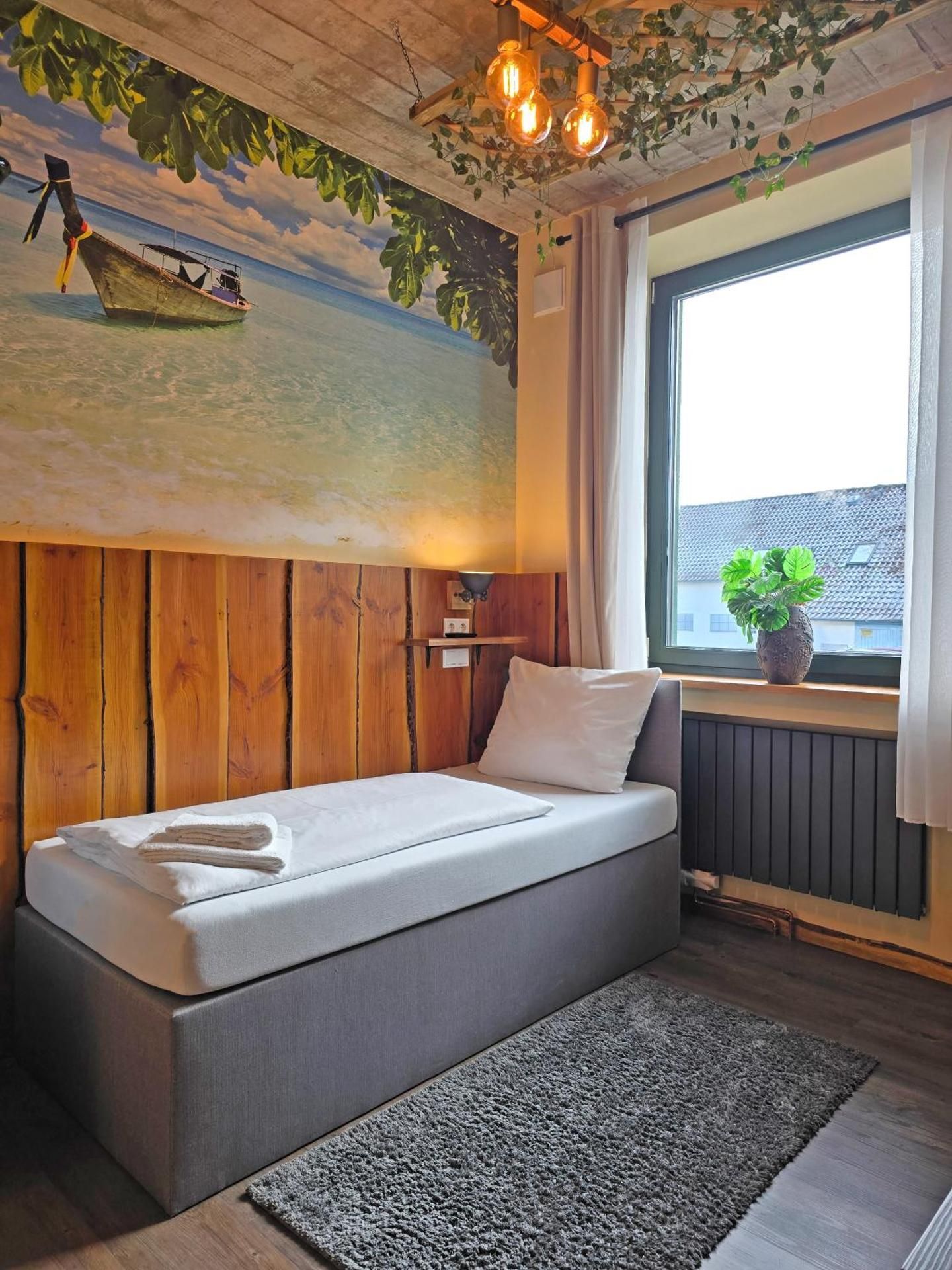 Standard Single Room
