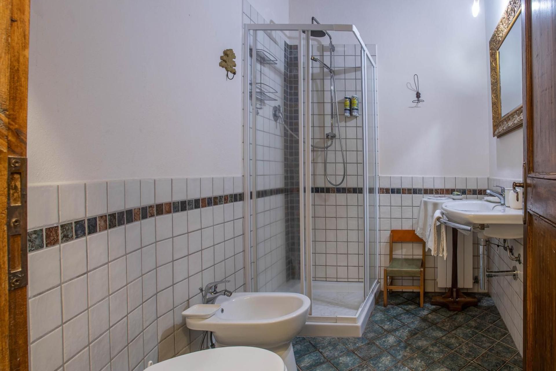 Economy Double Room with Private Bathroom