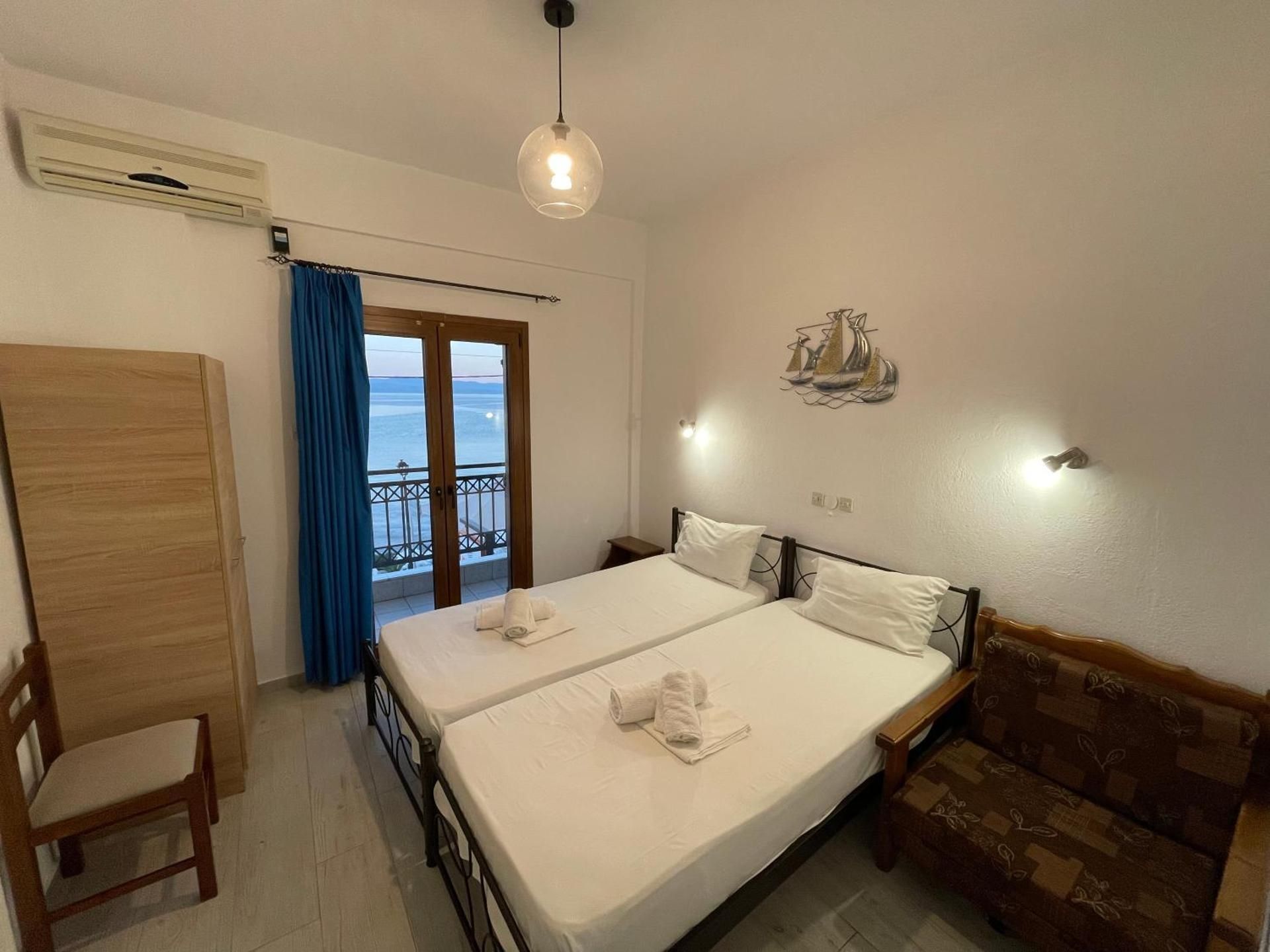 Deluxe Double or Twin Room with Sea View