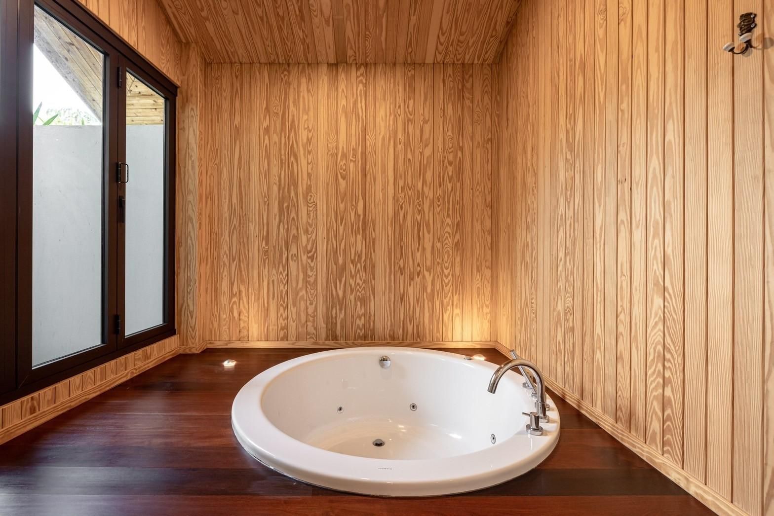 Connecting Room - Non-Smoking