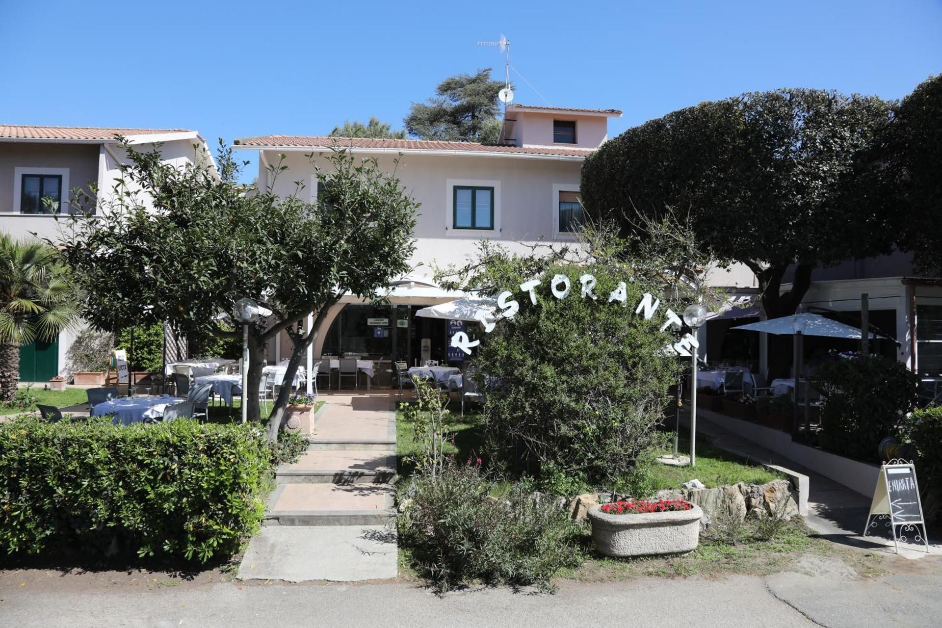 HOTEL VULCI
