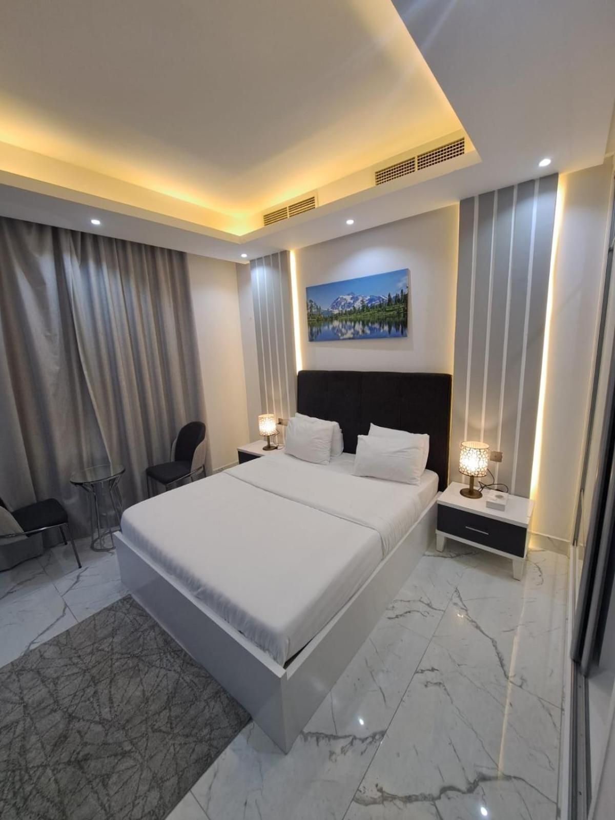 Al Safwa One Small Twin Room 2