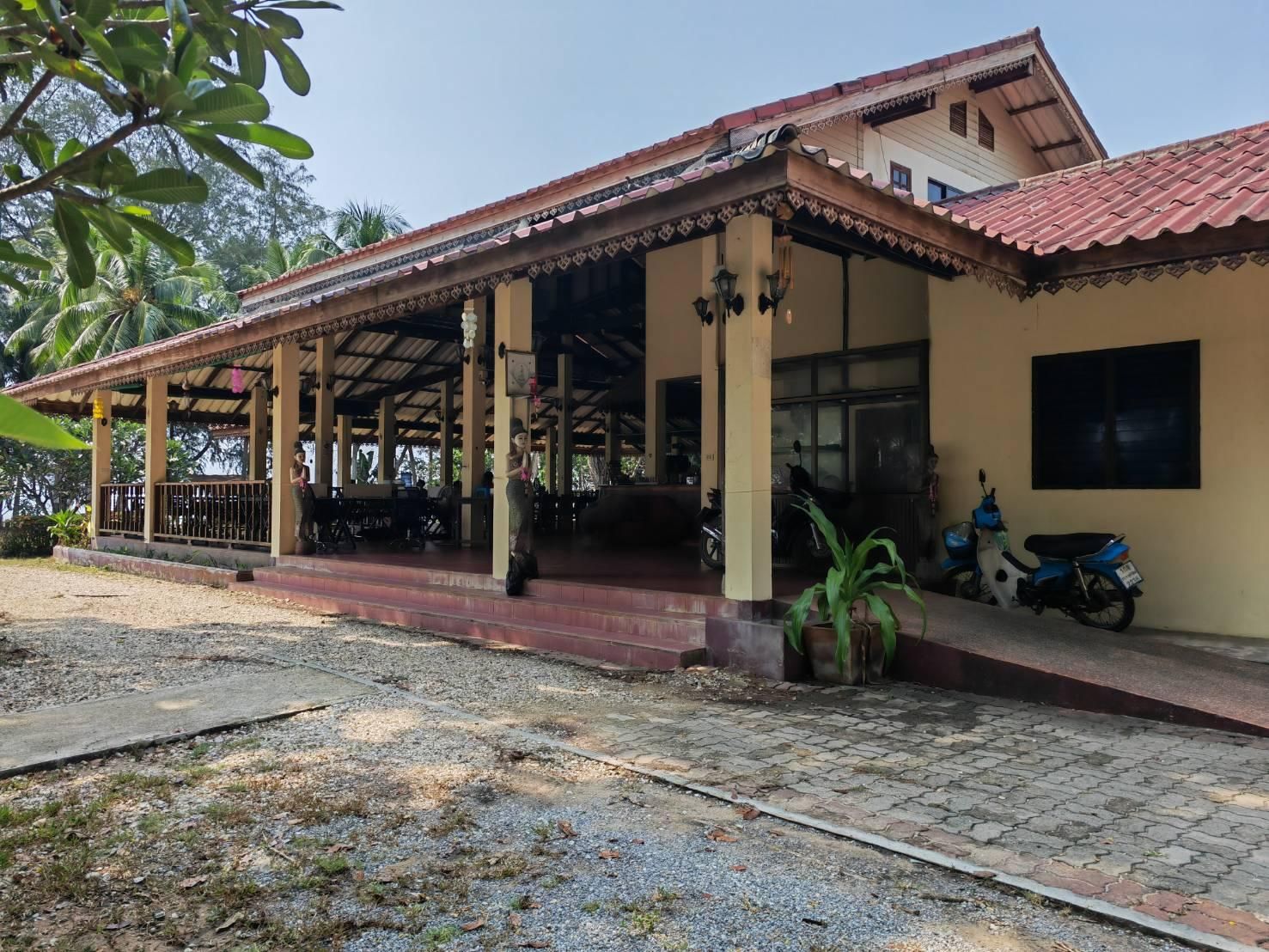 Laemkum Beach Resort                                                             