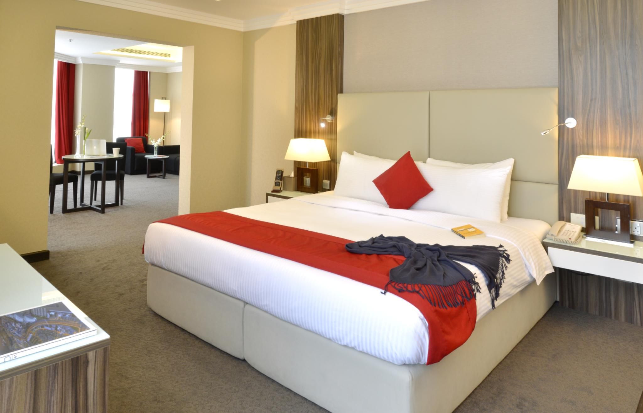 Deluxe Suite