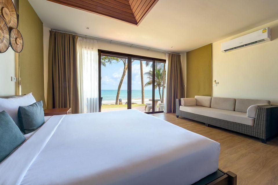1-Bedroom Beachfront Villa