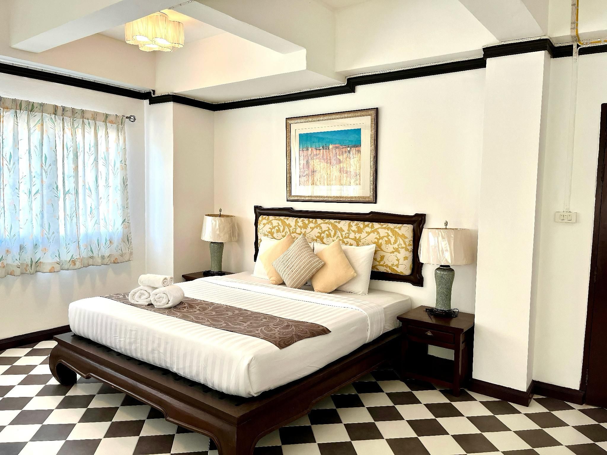 Deluxe King Room