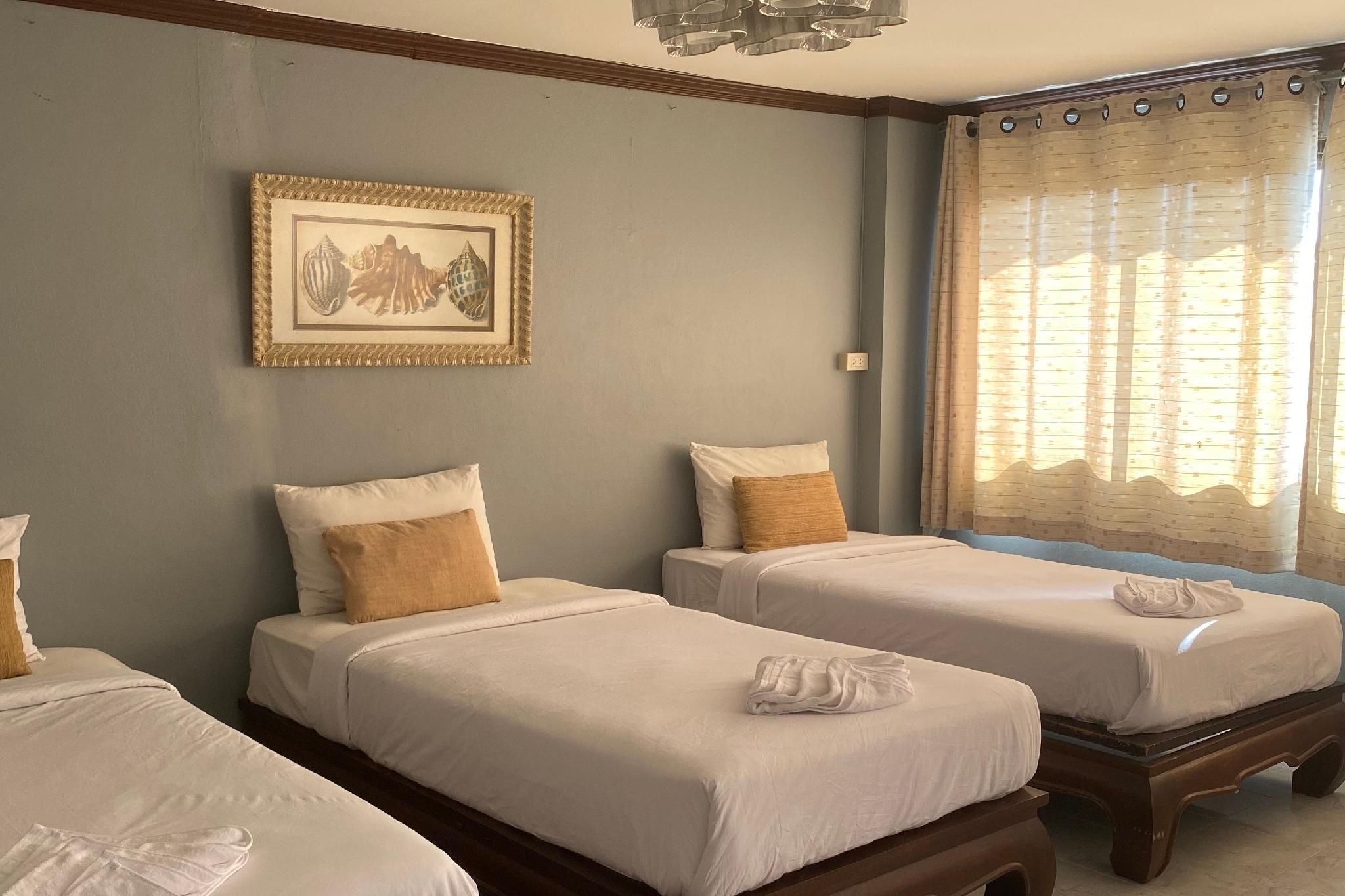 Deluxe Quadruple Room