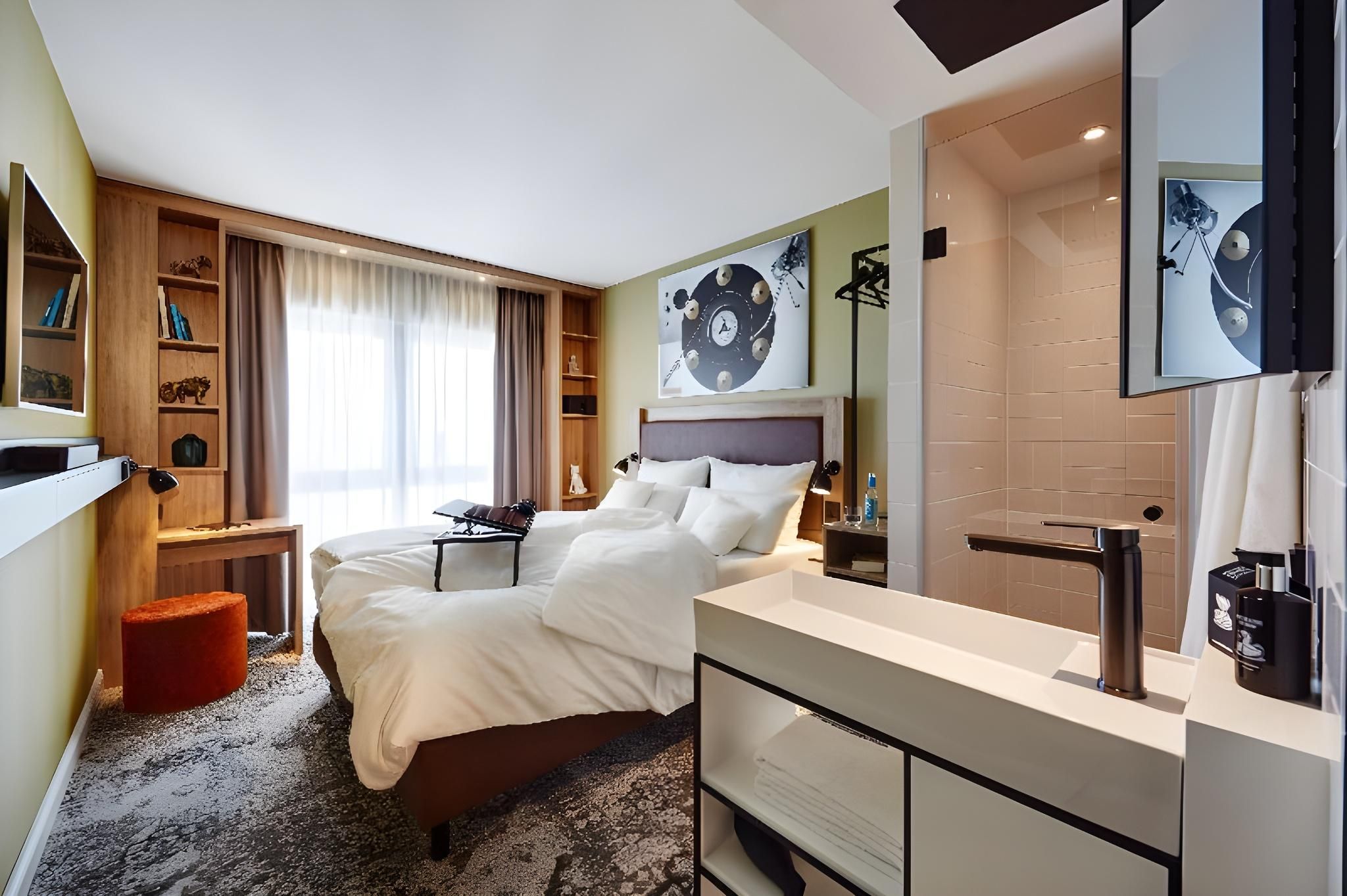 1 Double Bed