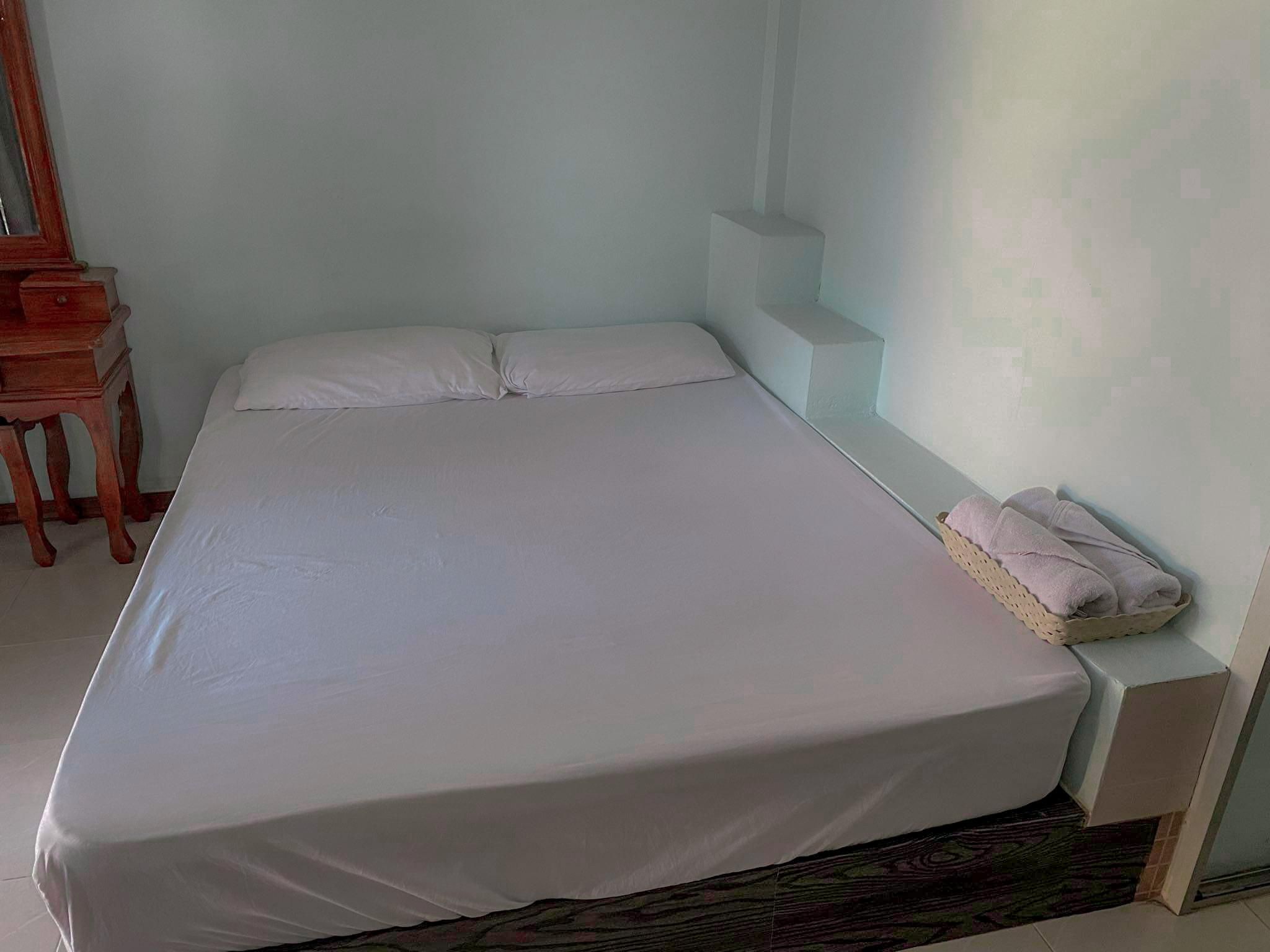 Ruean Prathum Resort  Standard Room 2