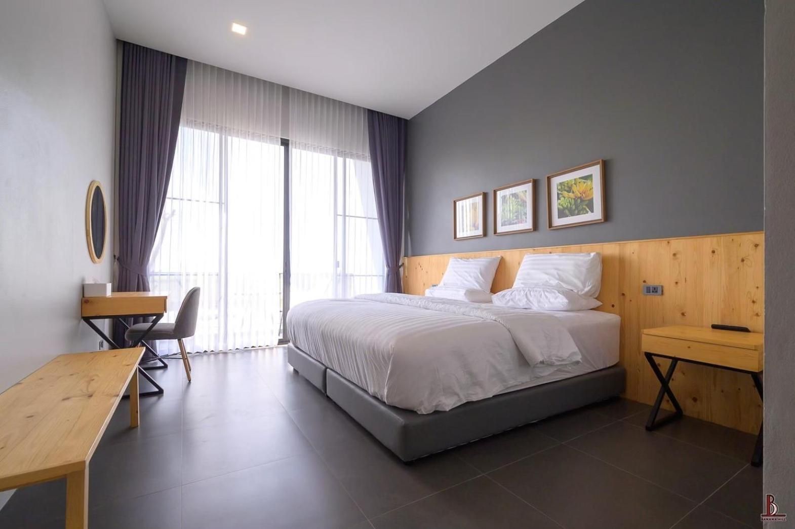 BananaHill Deluxe Room Twin 2