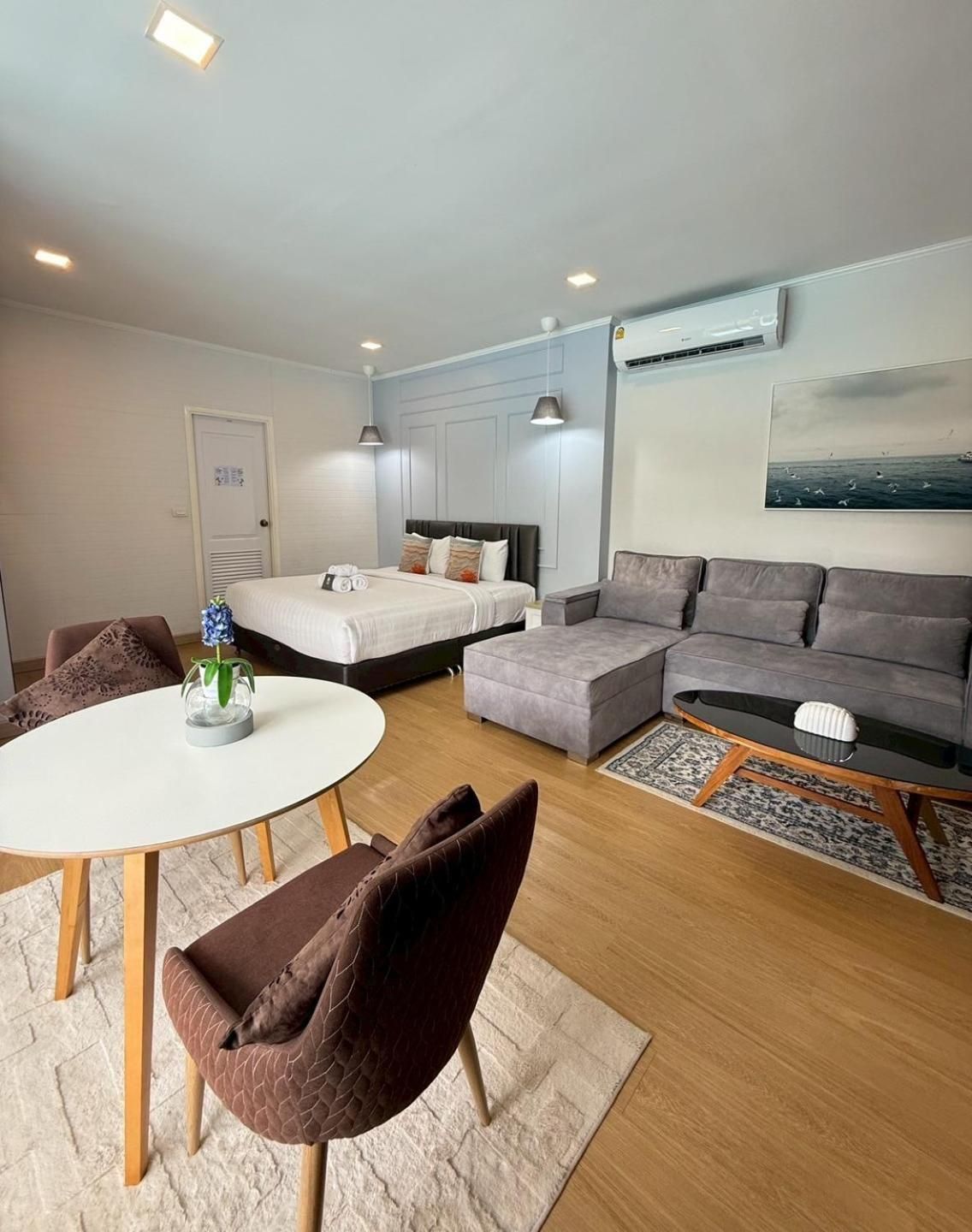 La Riva Boutique Hotel  Honeymoon Suite